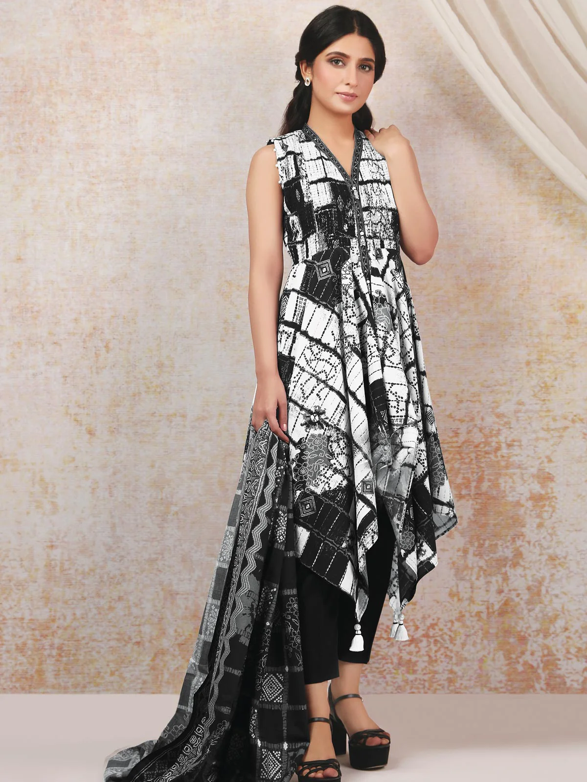 Unstitched Printed Monochrome Suit - ELU19M7-19750