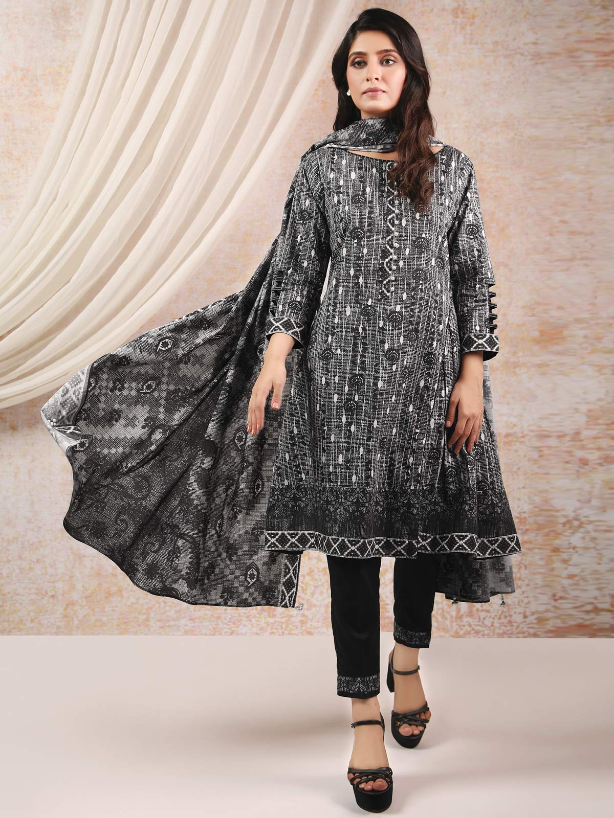 Unstitched Printed Monochrome Suit - ELU19M7-19760
