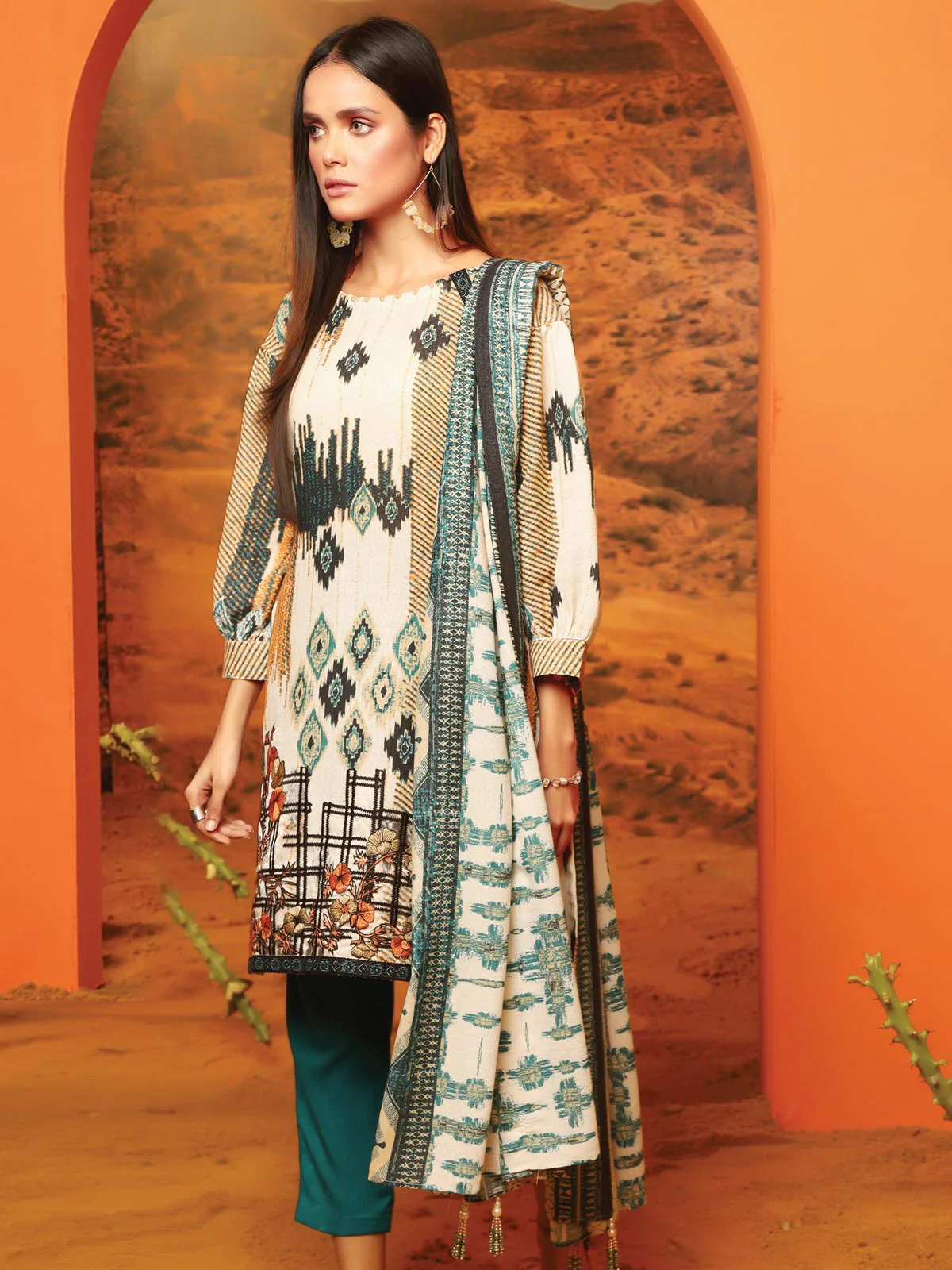 Unstitched Embroidered Karandi Suit - ELU19W8-19860