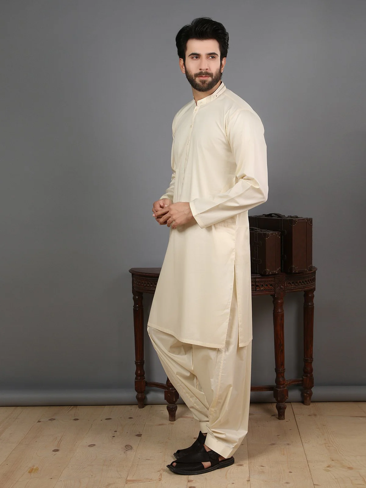 Men's Cream Shalwar Kameez - EMTKS19-019