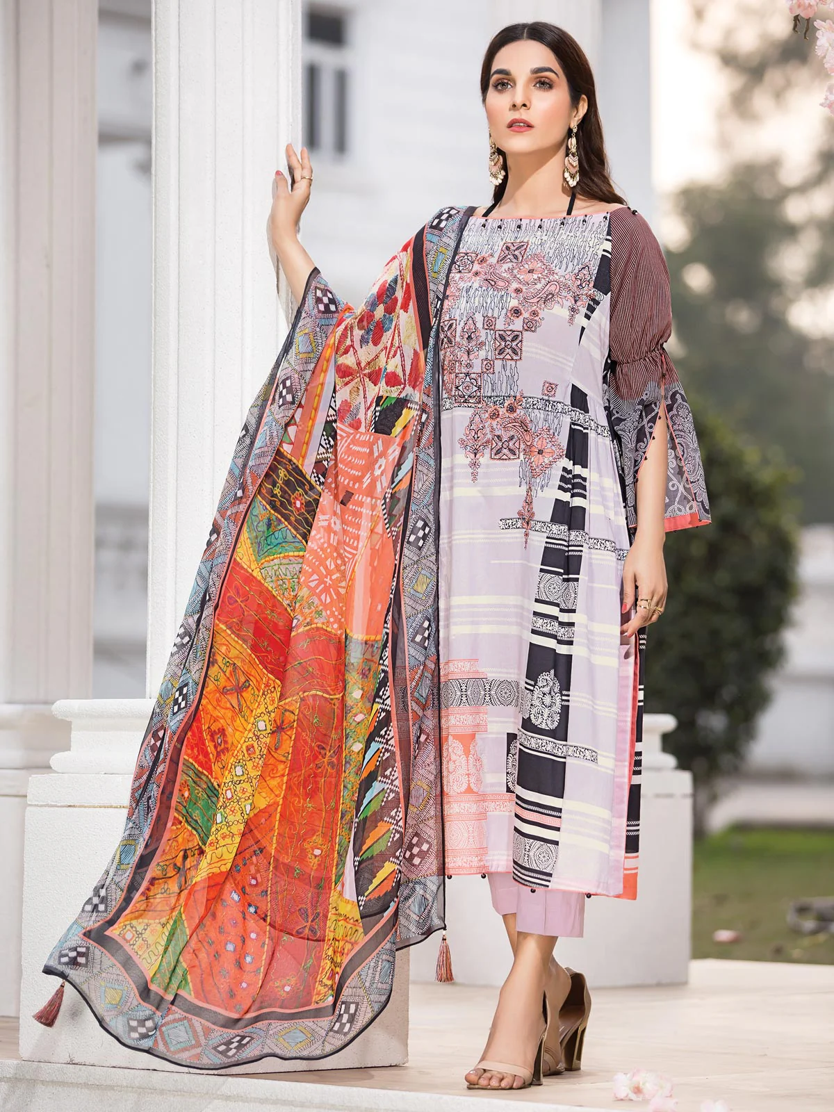 Unstitched Embroidered Chiffon Suit - EWU20V1-19984