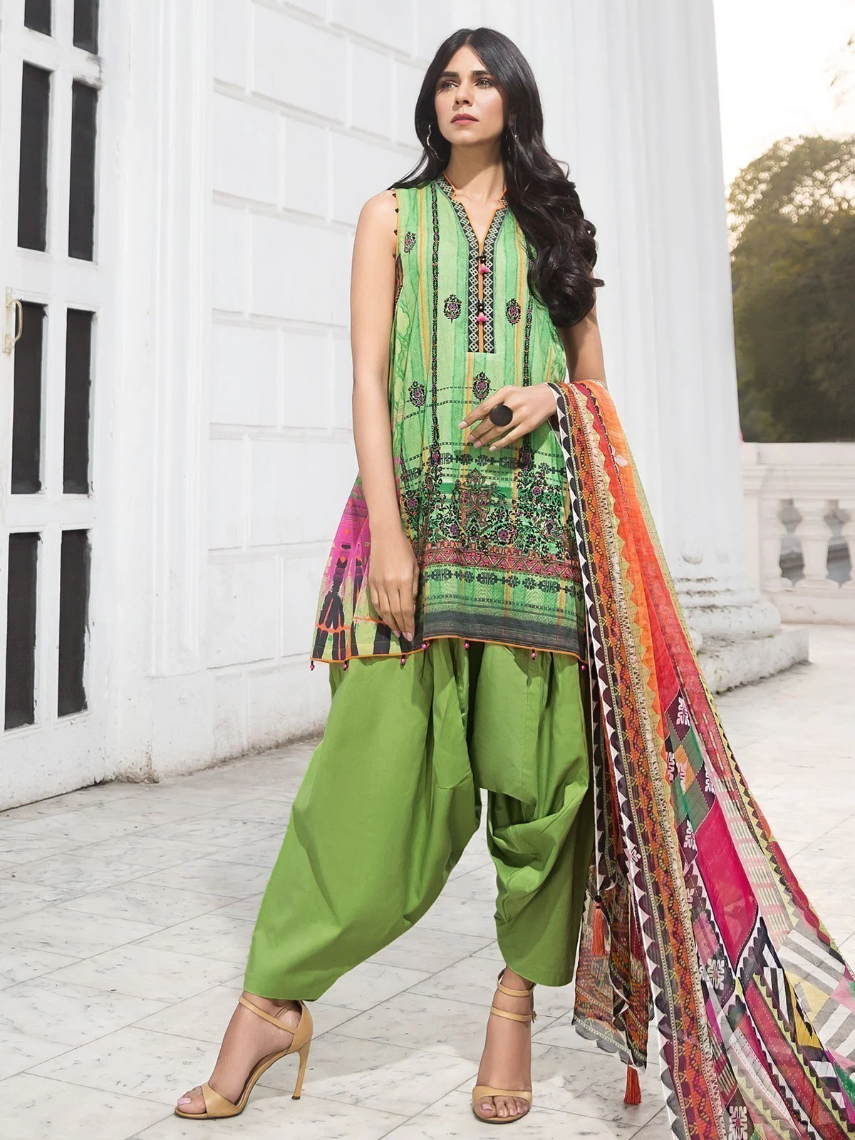 Unstitched Embroidered Lawn Suit - EWU20V4-20045