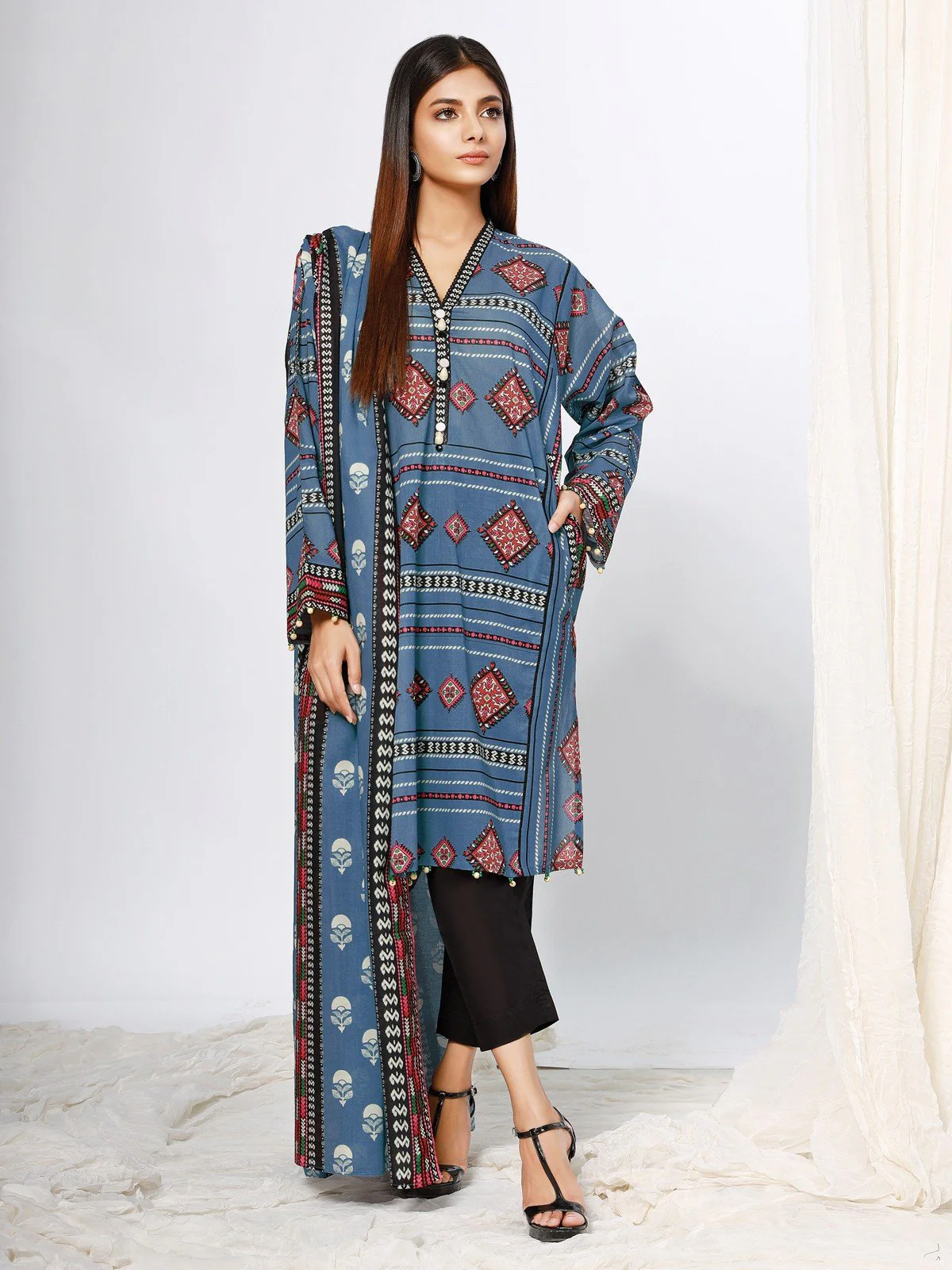 Unstitched Printed Cambric Shirt Dupatta - EWU21A7-21257