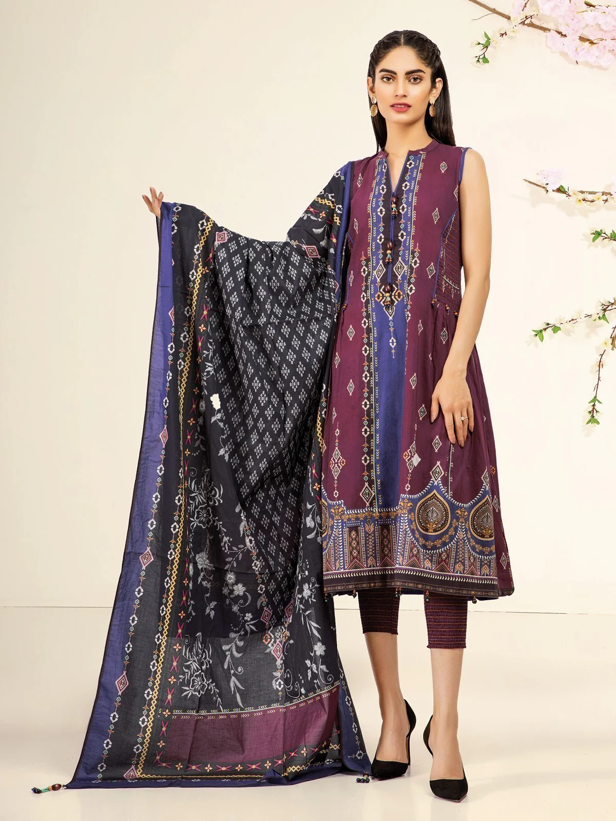 Unstitched Embroidered Lawn Suit - EWU21V2-20428