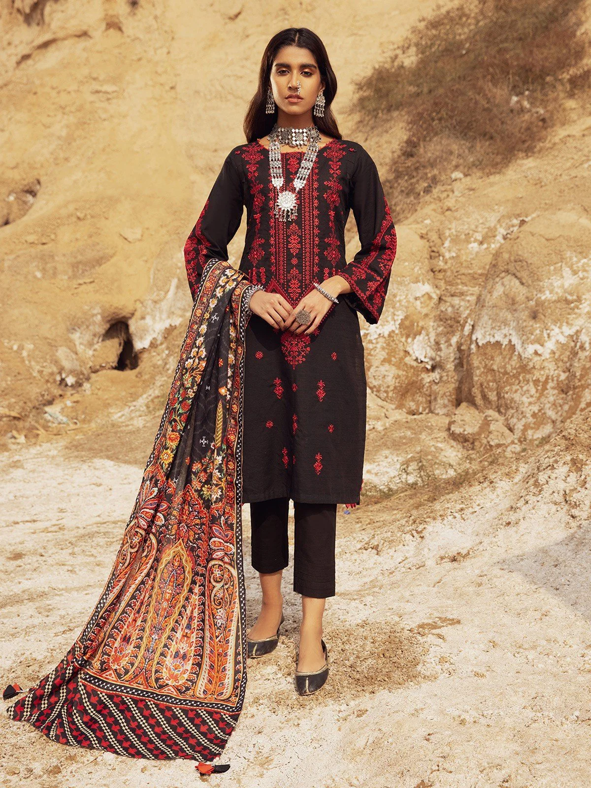 Unstitched Embroidered Cotail Suit - EWU21V8-21812
