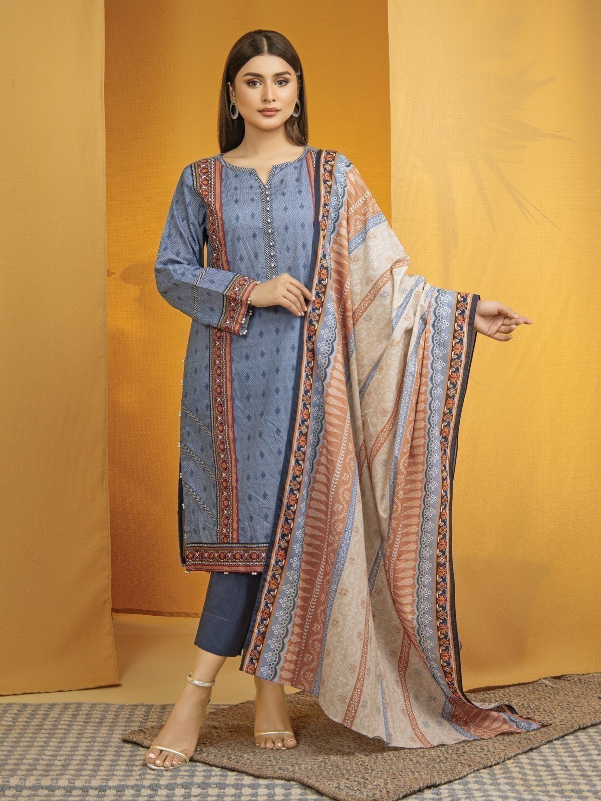 Unstitched Printed Lawn Suit - EWU22A1-23019