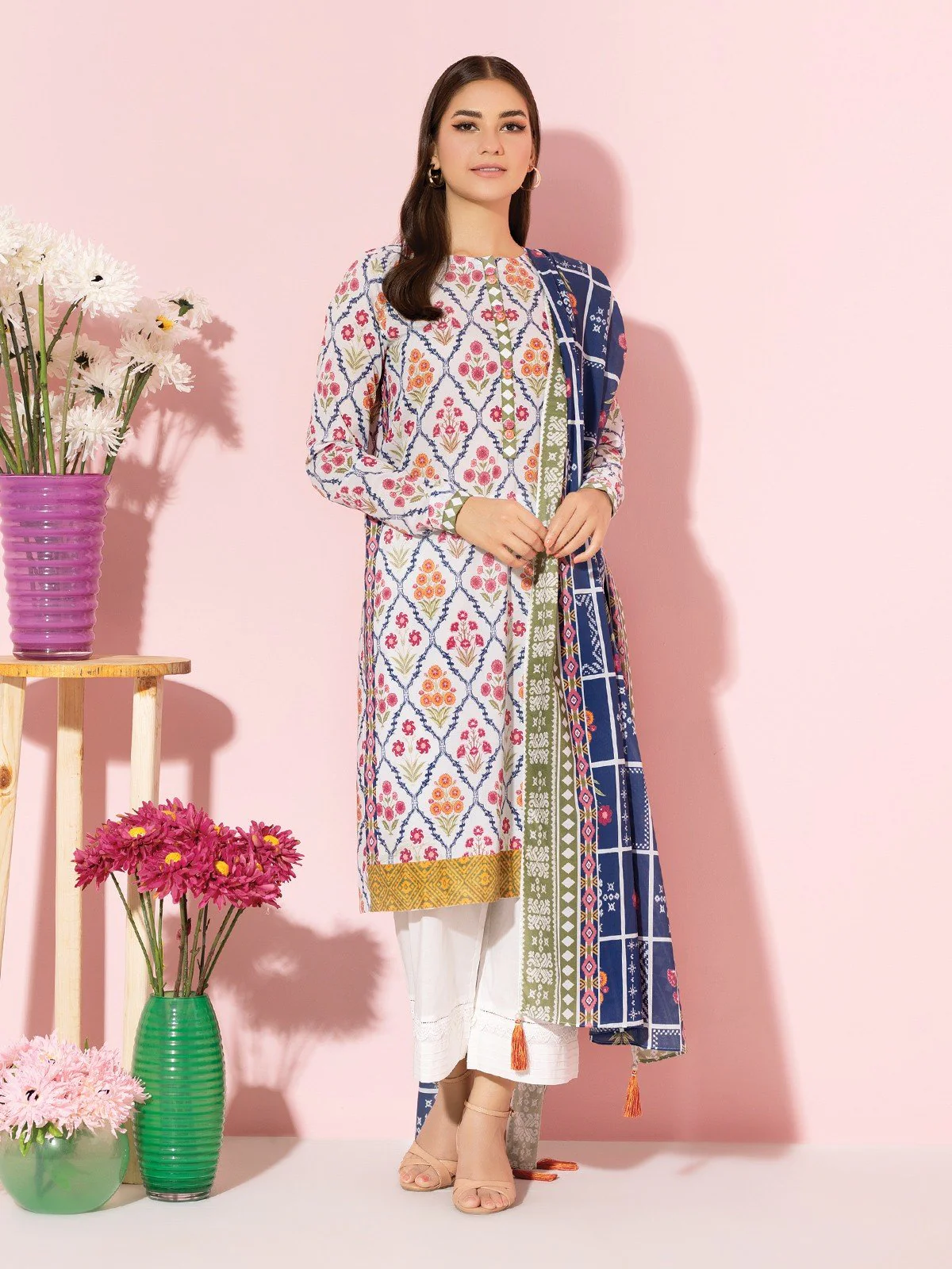 Unstitched Printed Lawn Shirt Dupatta - EWU22A1-23211