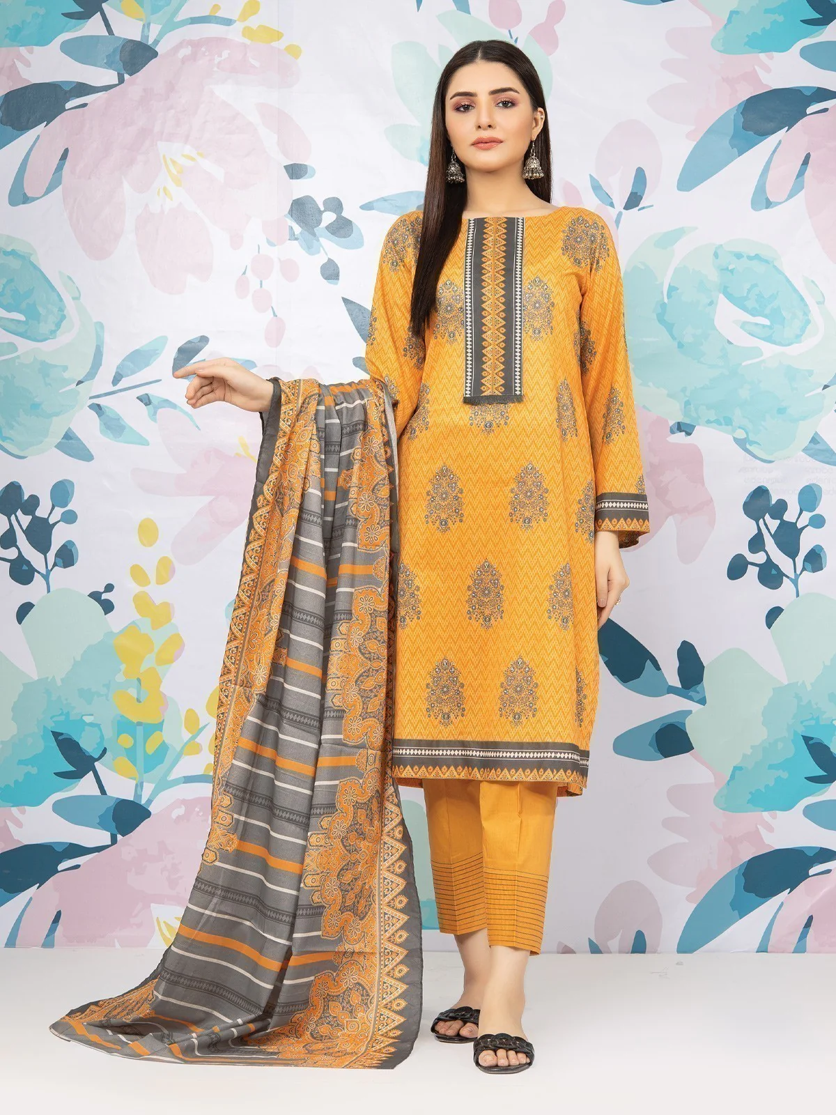 Unstitched Printed Lawn Suit - EWU22A1-23410