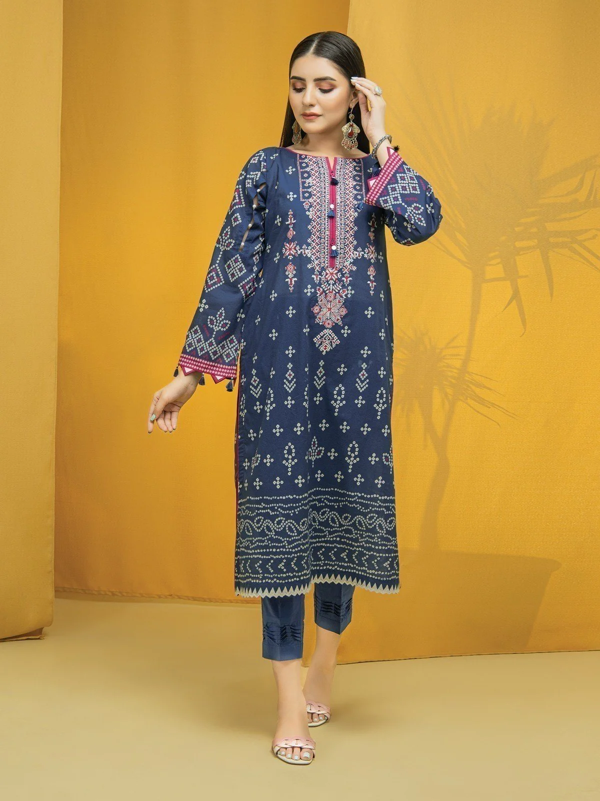 Unstitched Embroidered Lawn Shirt - EWU22V1-23639