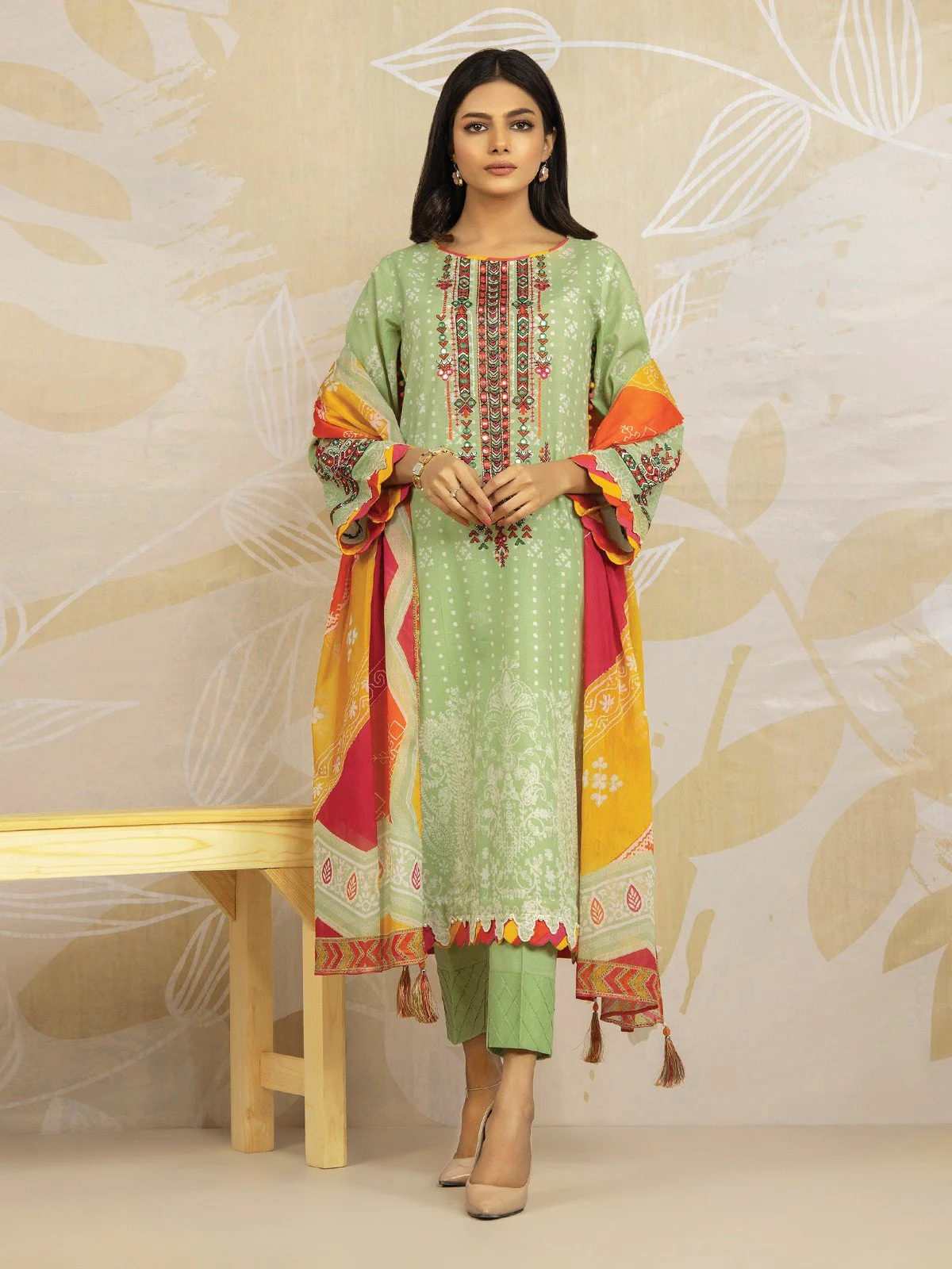 Unstitched Embroidered Lawn Suit - EWU22V1-23679