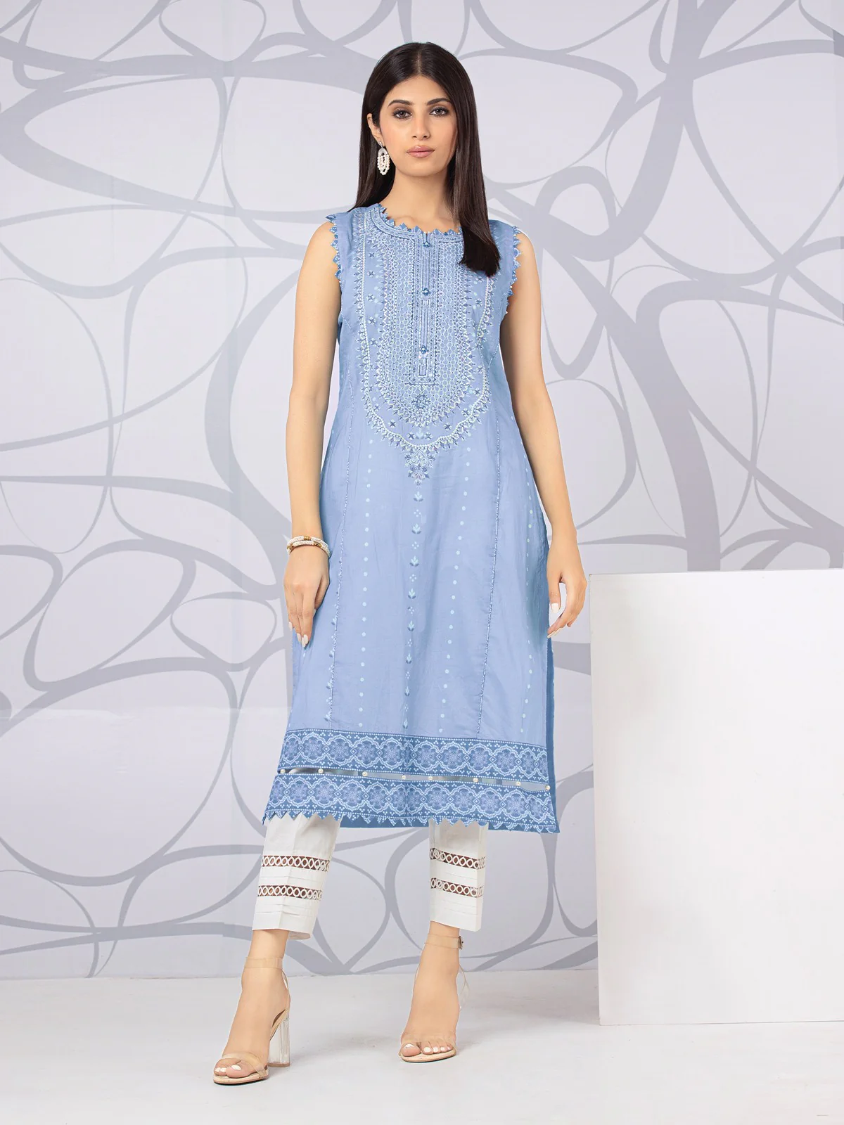 Unstitched Embroidered Lawn Shirt - EWU22V1-23705