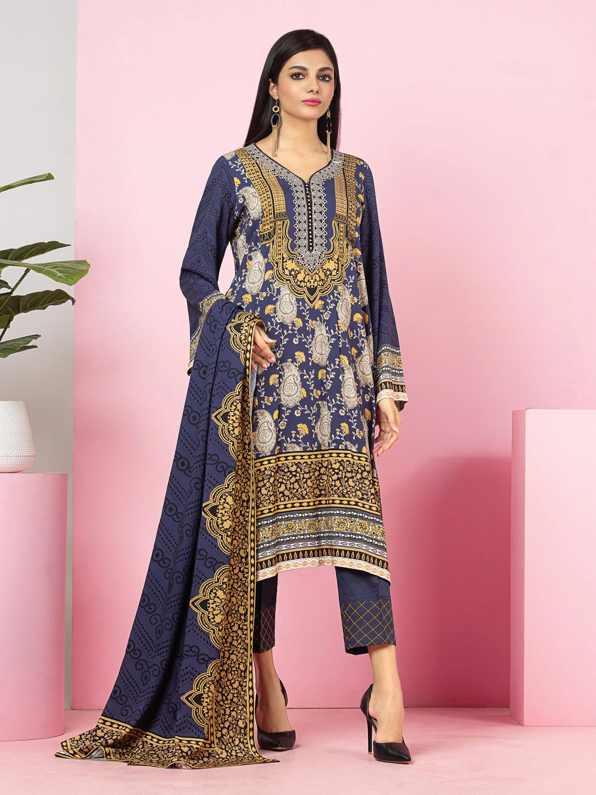 Unstitched Printed Viscose Suit - EWU22V13-24002XXL