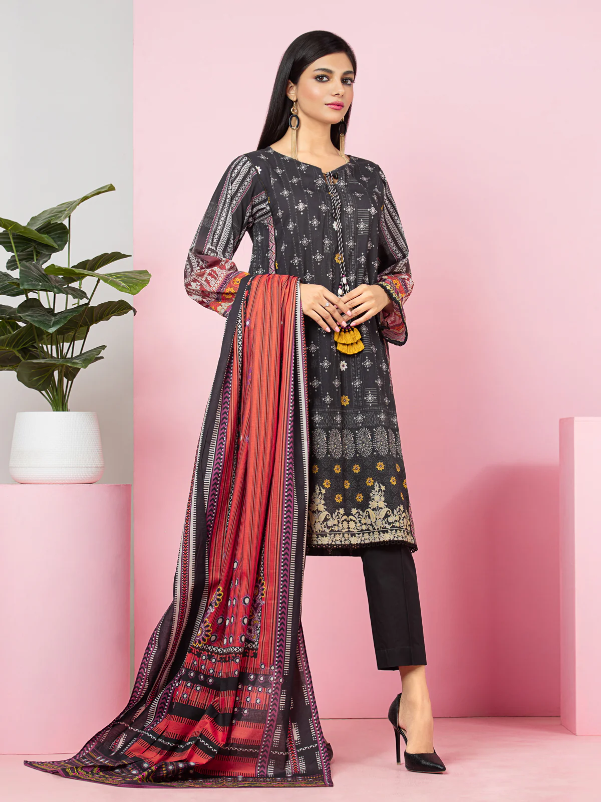 Unstitched Printed Viscose Suit - EWU22V13-24003