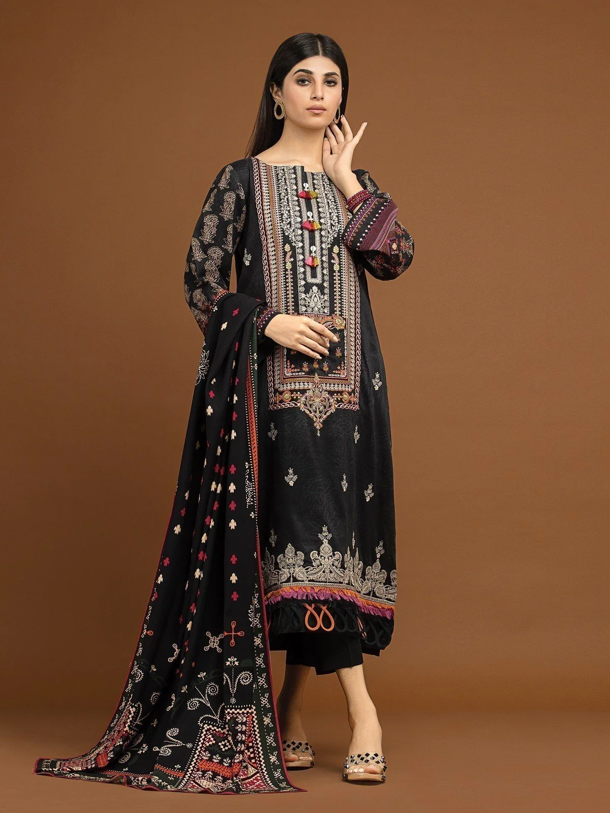 Unstitched Embroidered Viscose Suit - EWU22V13-24035