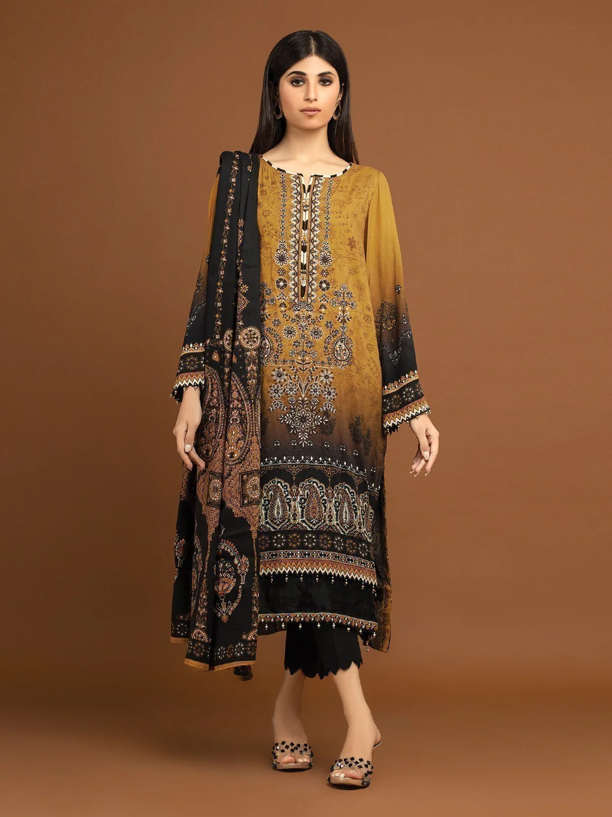 Unstitched Embroidered Viscose Suit - EWU22V13-24044XXL
