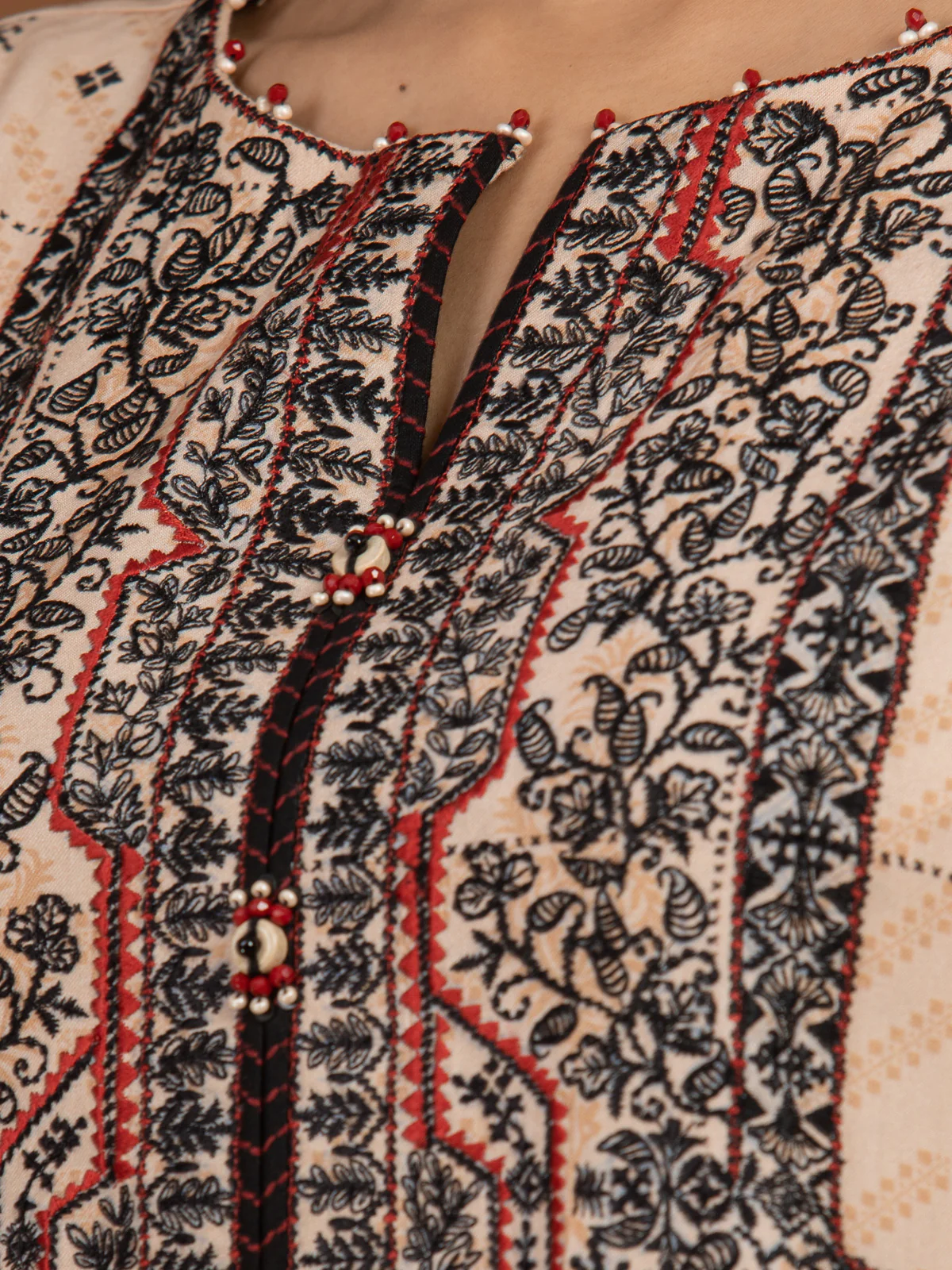 Unstitched Embroidered Viscose Suit - EWU22V13-24045XXL - Image 3
