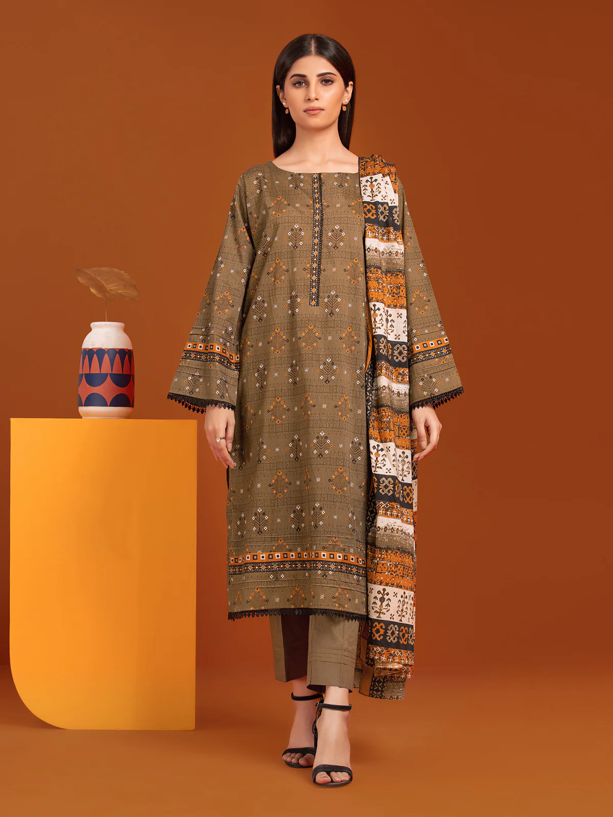 Unstitched Printed Khaddar Suit - EWU23A3-27110-3P