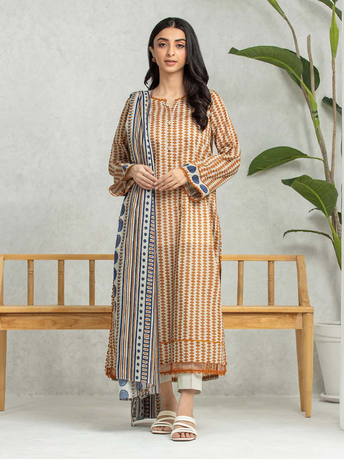 Unstitched Printed Lawn Suit - EWU24A1-28104-3P