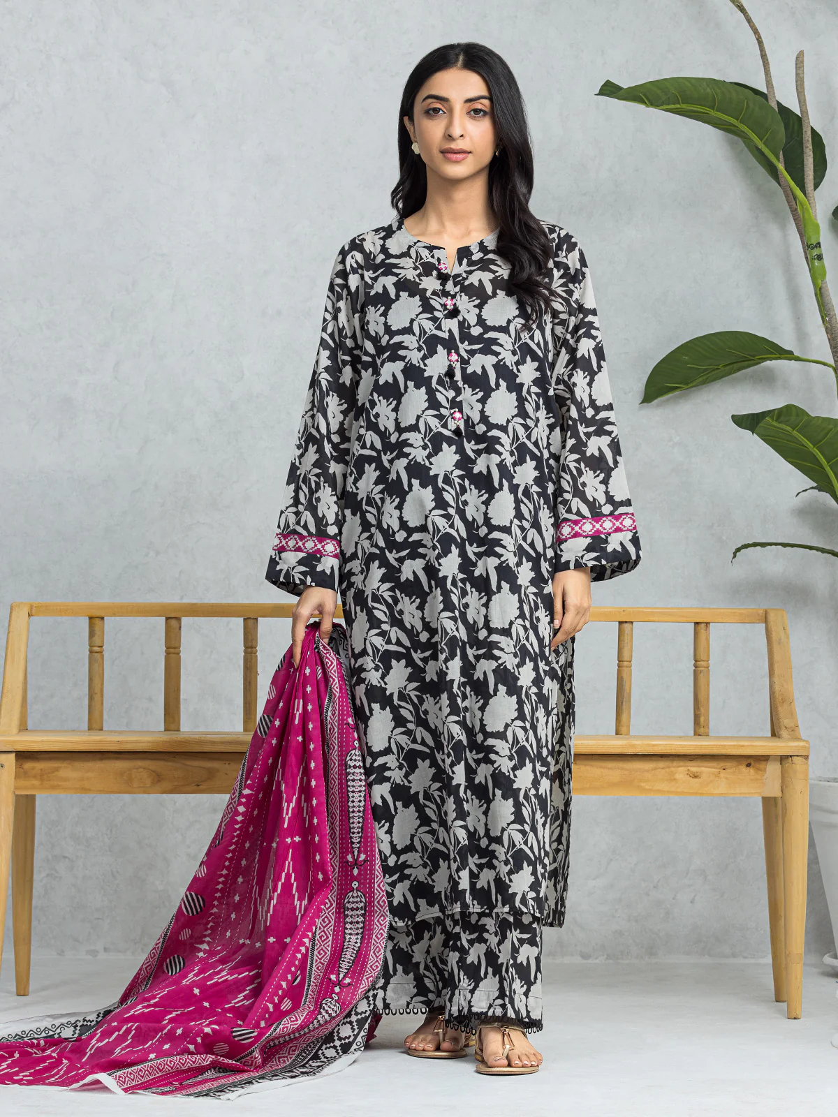 Unstitched Printed Lawn Suit - EWU24A1-29009-3P
