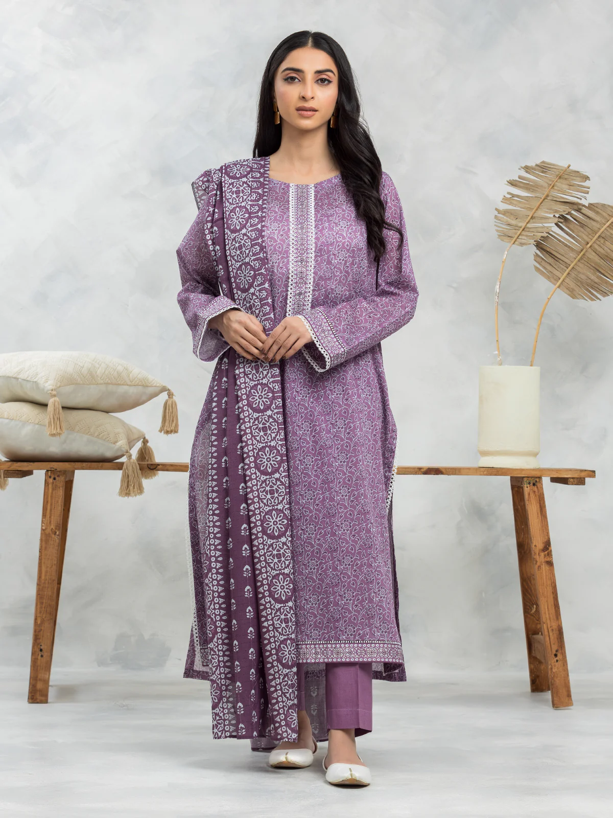 Unstitched Printed Lawn Suit - EWU24A1-29176-3P