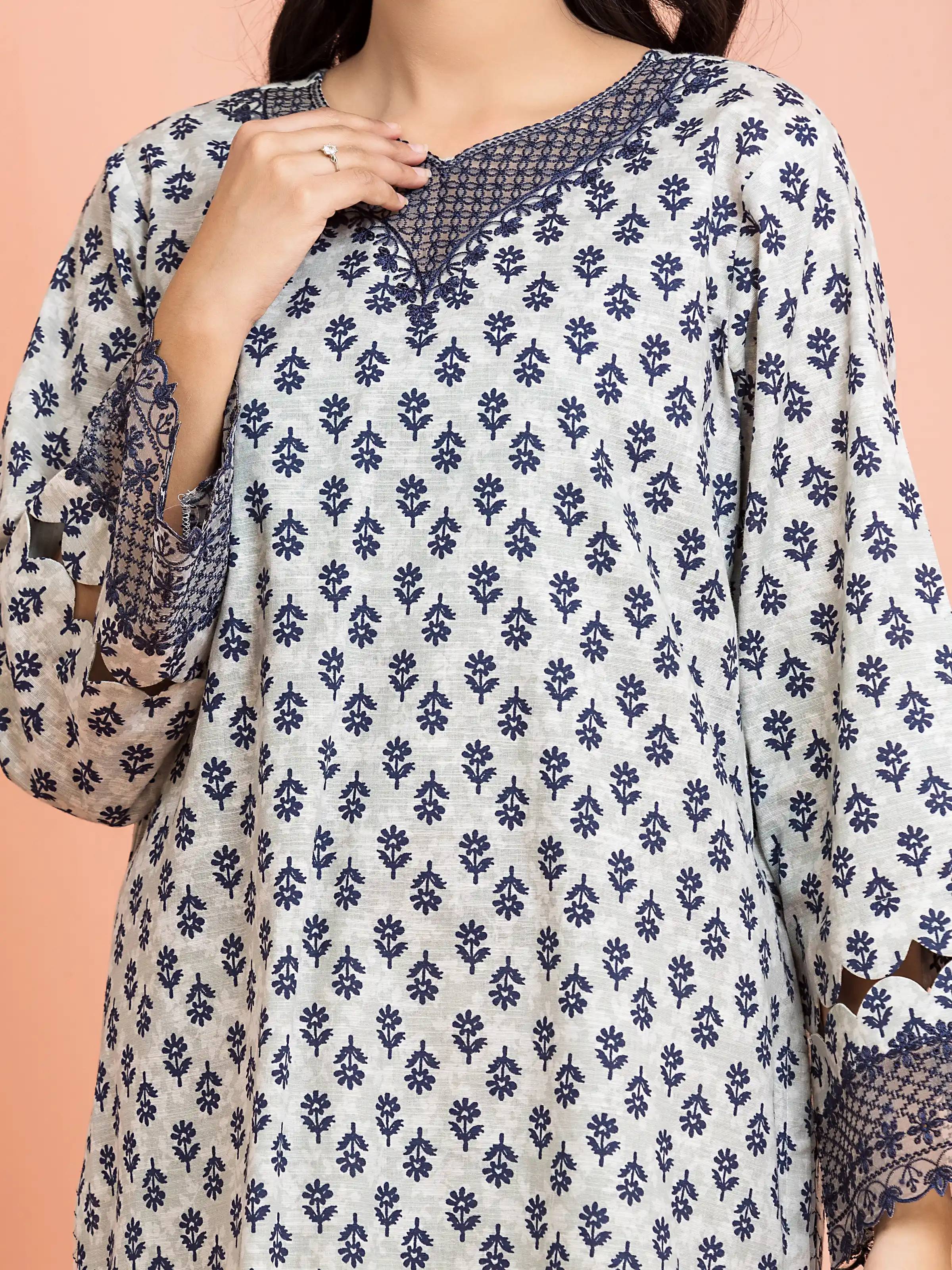Unstitched Embroidered Marina Twill Shirt Trouser - EWU24V14-30186ST - Image 3