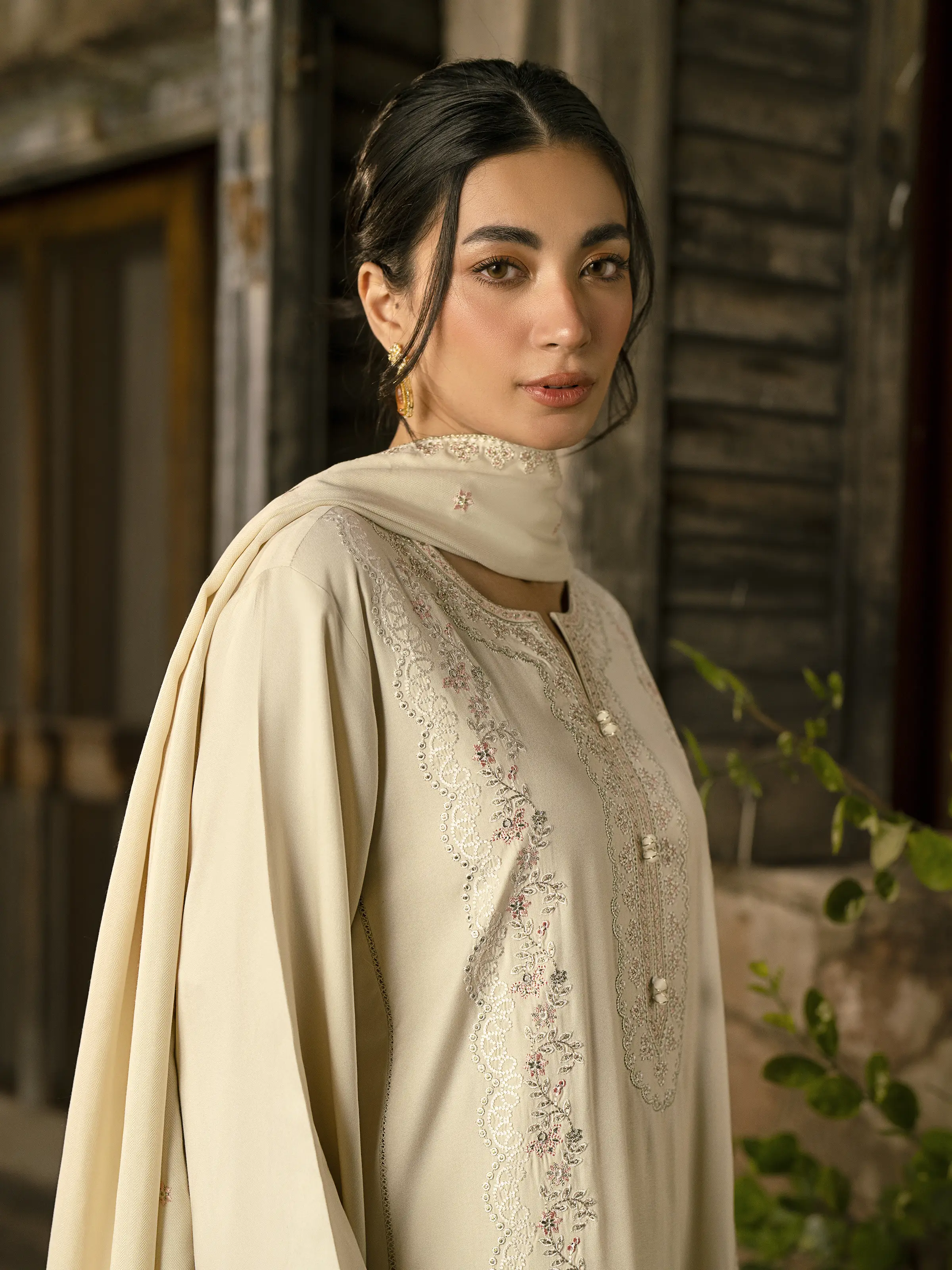 Unstitched Embroidered Marina Twill Shirt Trouser - EWU24V14-30203ST - Image 5