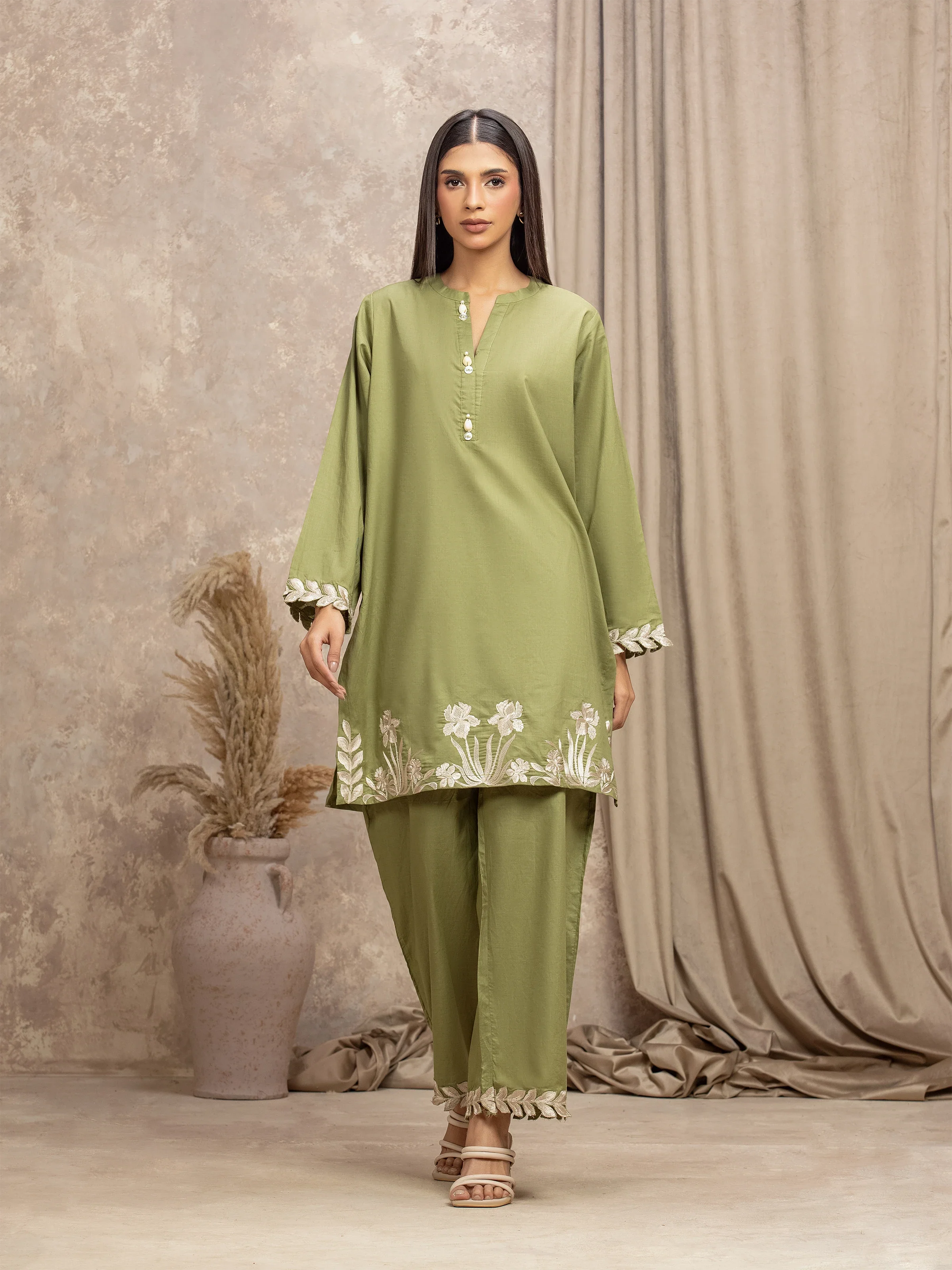 Pret Embroidered Cambric Co-ord Set - EWTKE5-85012ST
