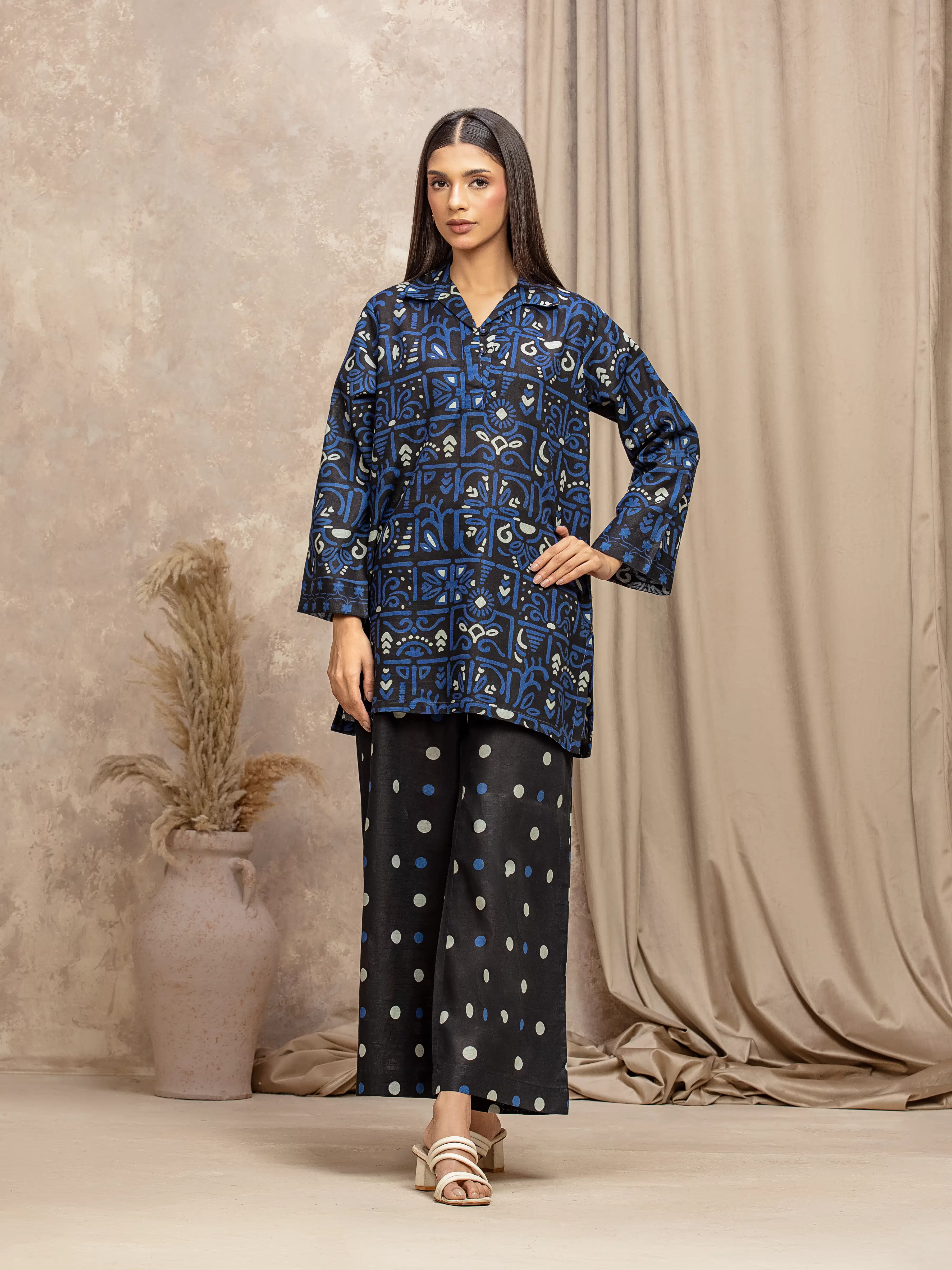 Pret Printed Khaddar Co-Ord Set - EWTKP5-84038ST