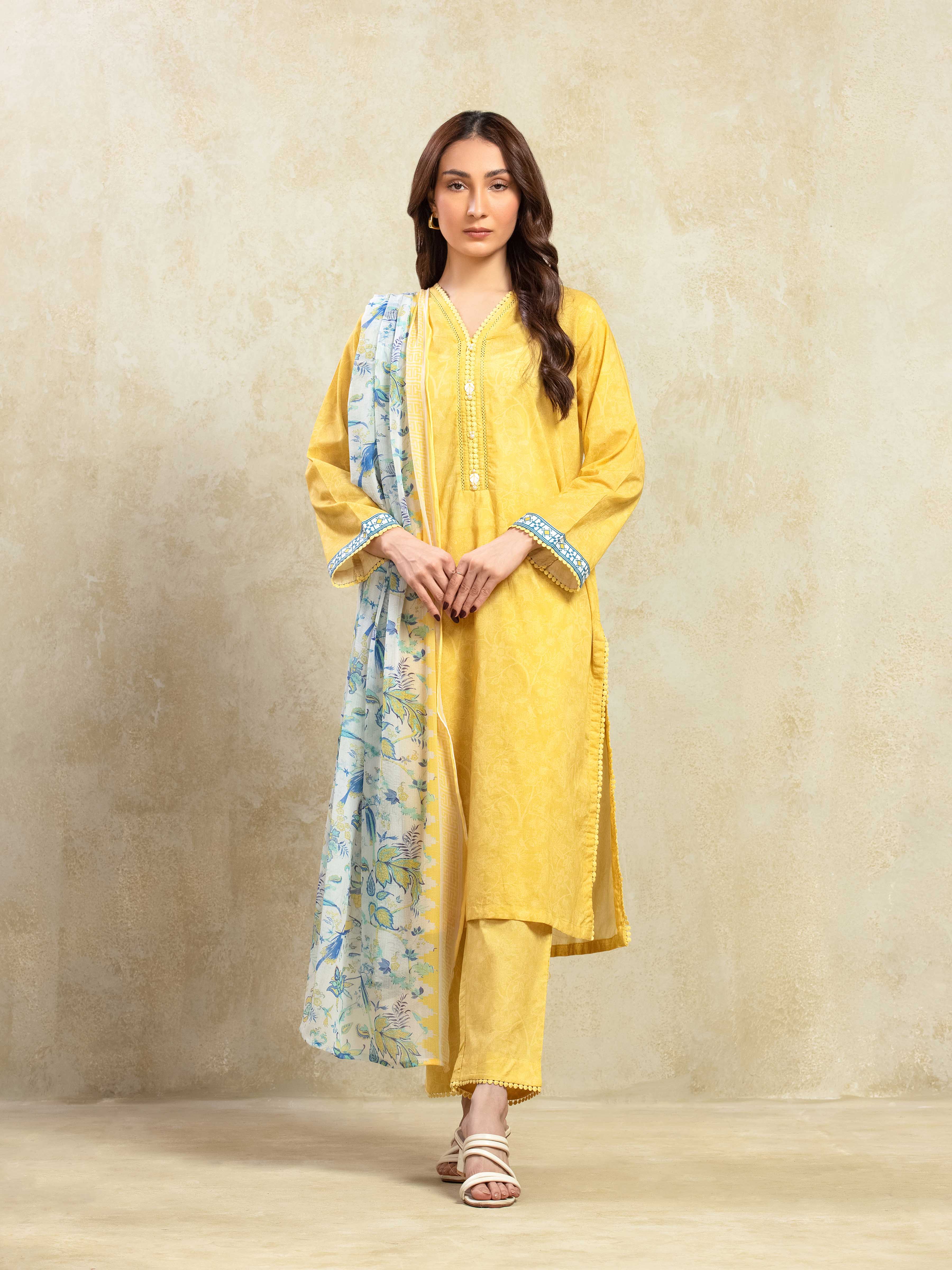 Pret Printed Lawn Suit - EWTKP5-82003-3P