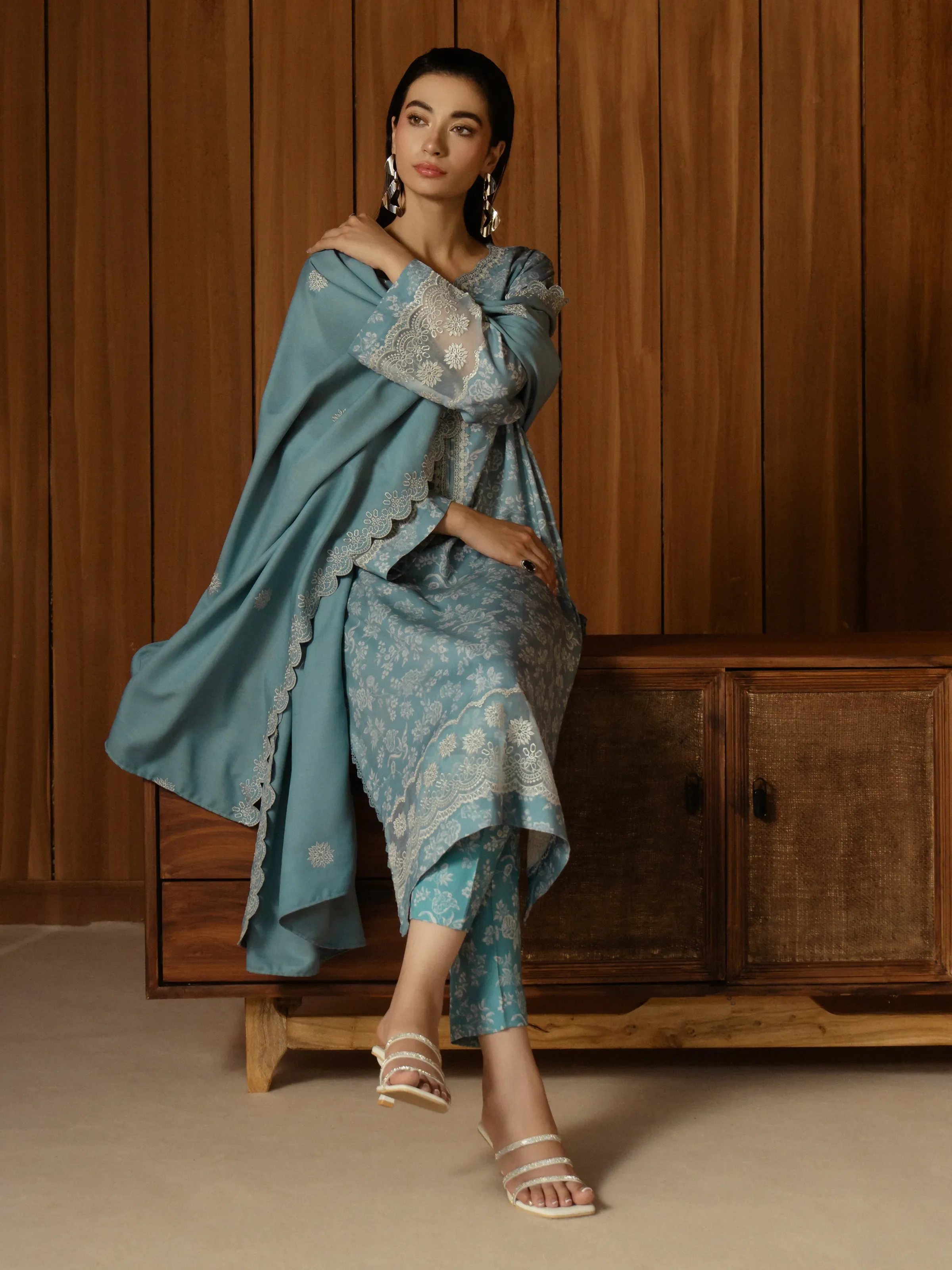 Unstitched Embroidered Marina Twill Suit - EWU24V14-30183-3P - Image 5