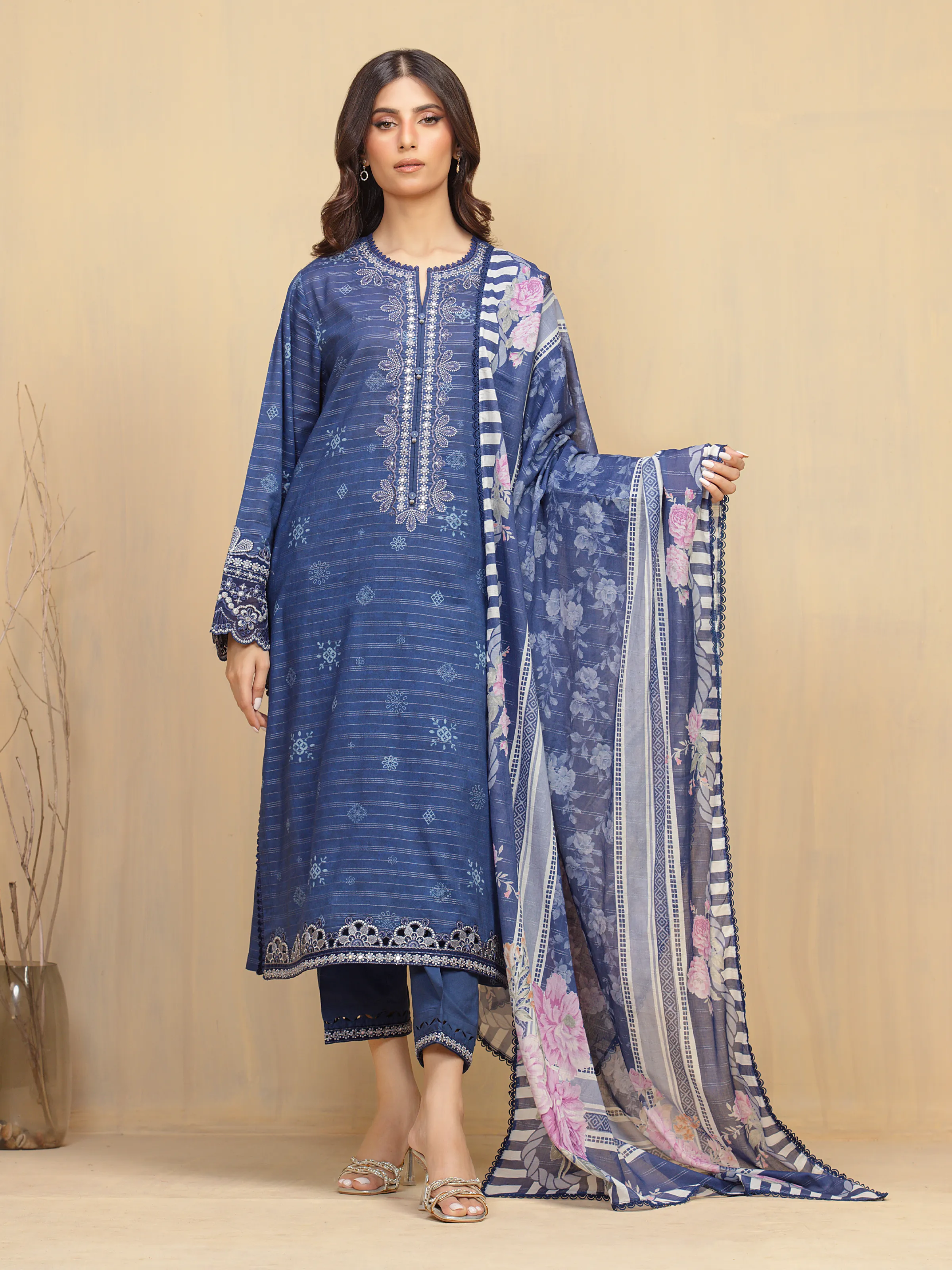 Unstitched Embroidered Lawn Suit - EWU5V1-31881-3P