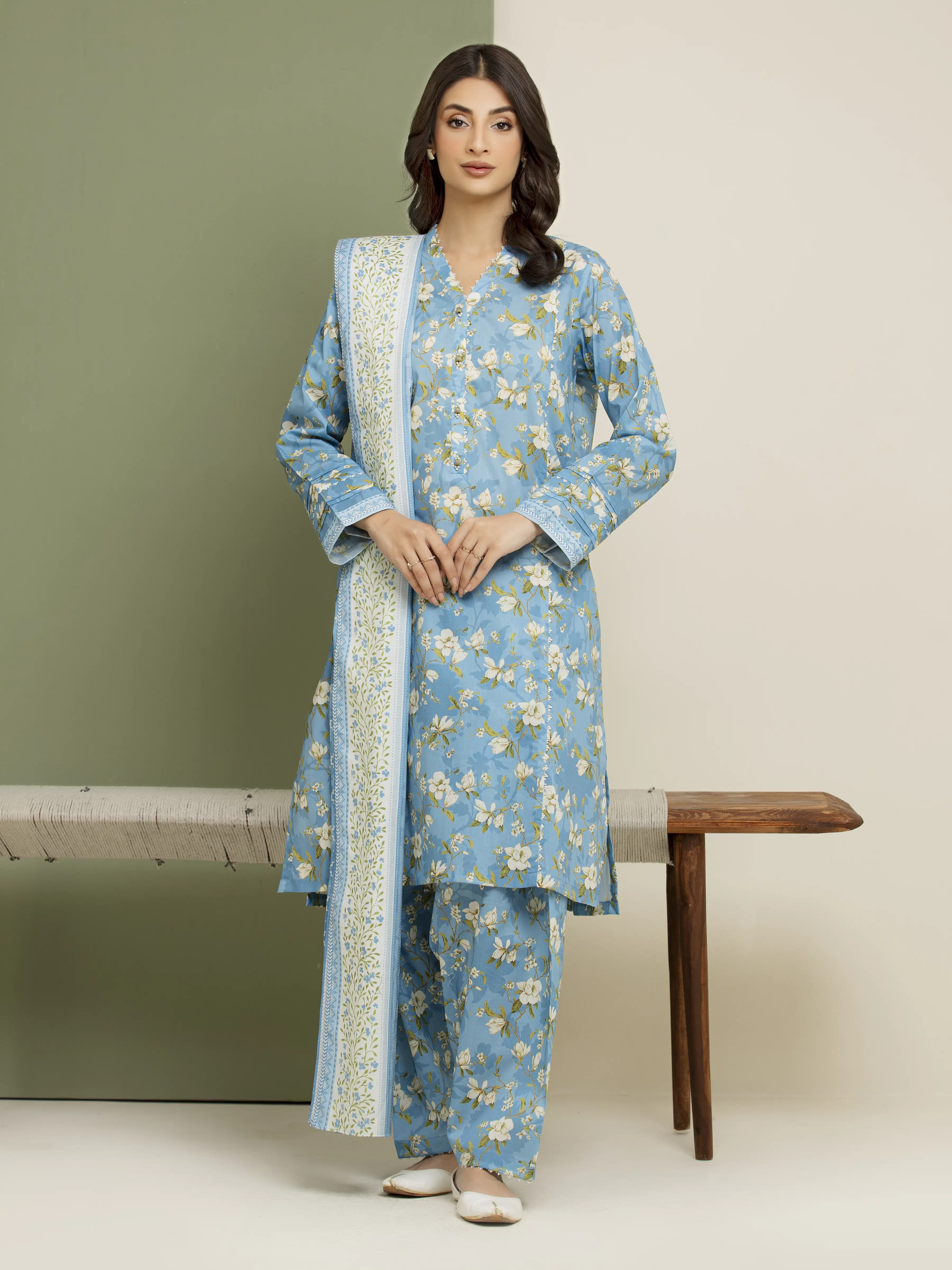 Unstitched Printed Lawn Suit - EWU5A1-35137-3P