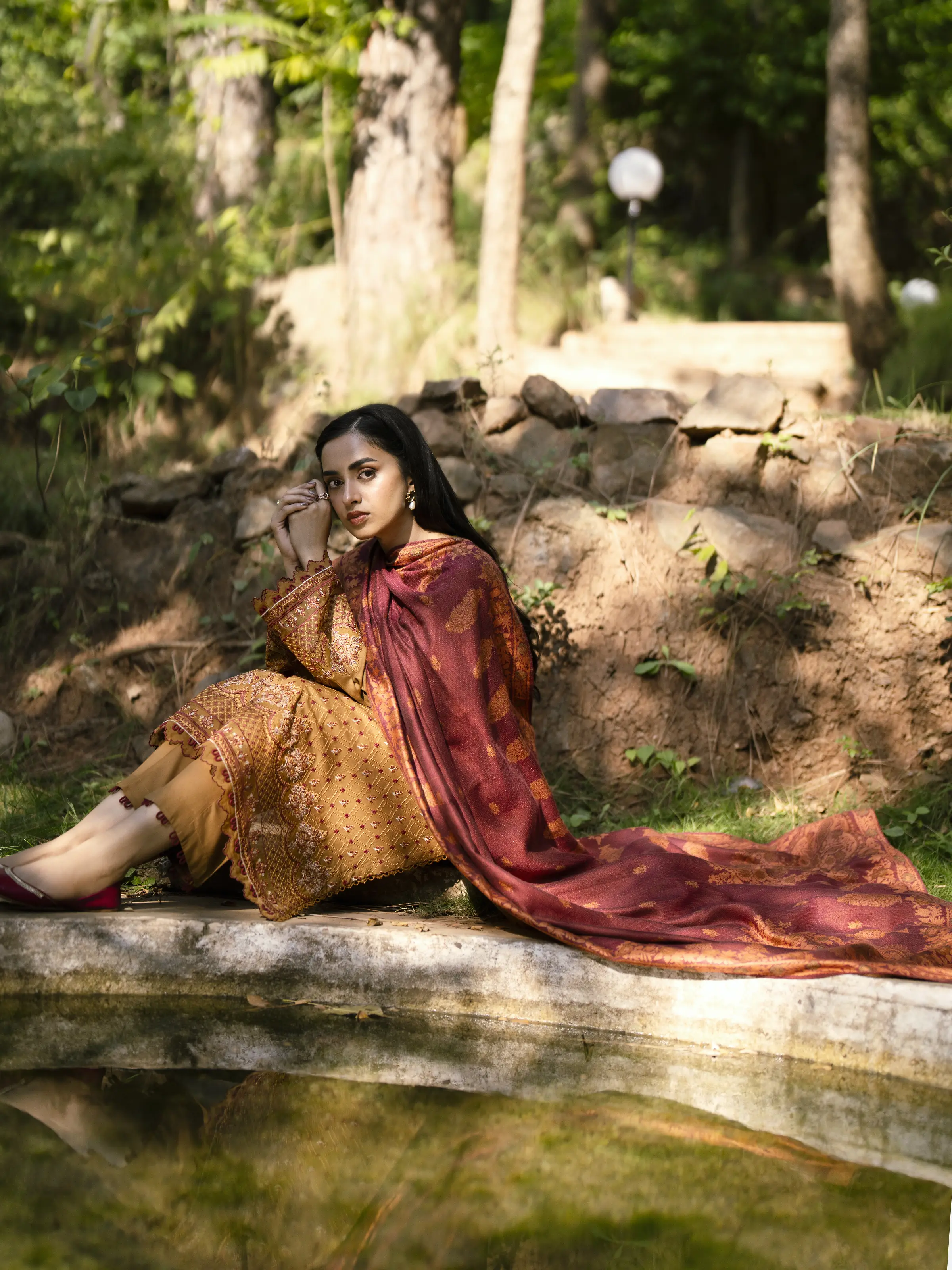 Unstitched Embroidered Marina Twill Suit - EWU24V14-30212-3P - Image 5