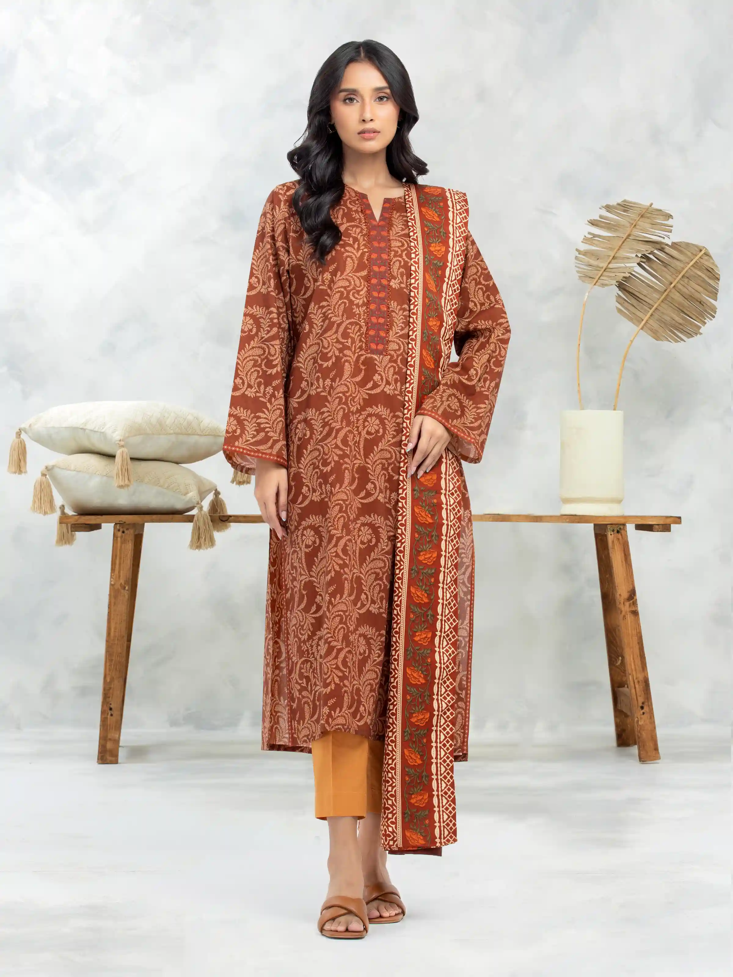Unstitched Printed Khaddar Suit - EWU24M3-104