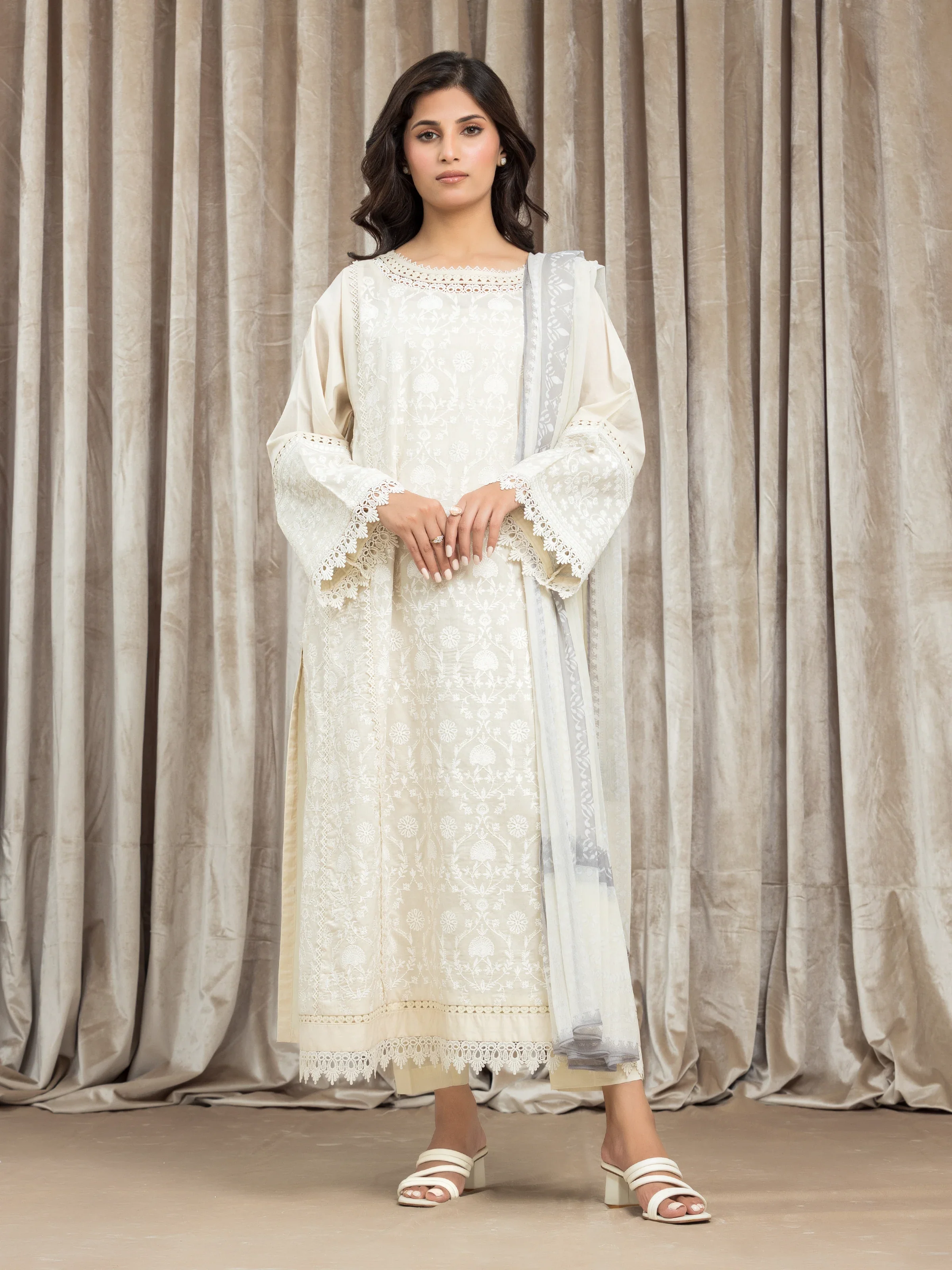 Unstitched Embroidered Cambric Suit - EWU24V2-28624-3P