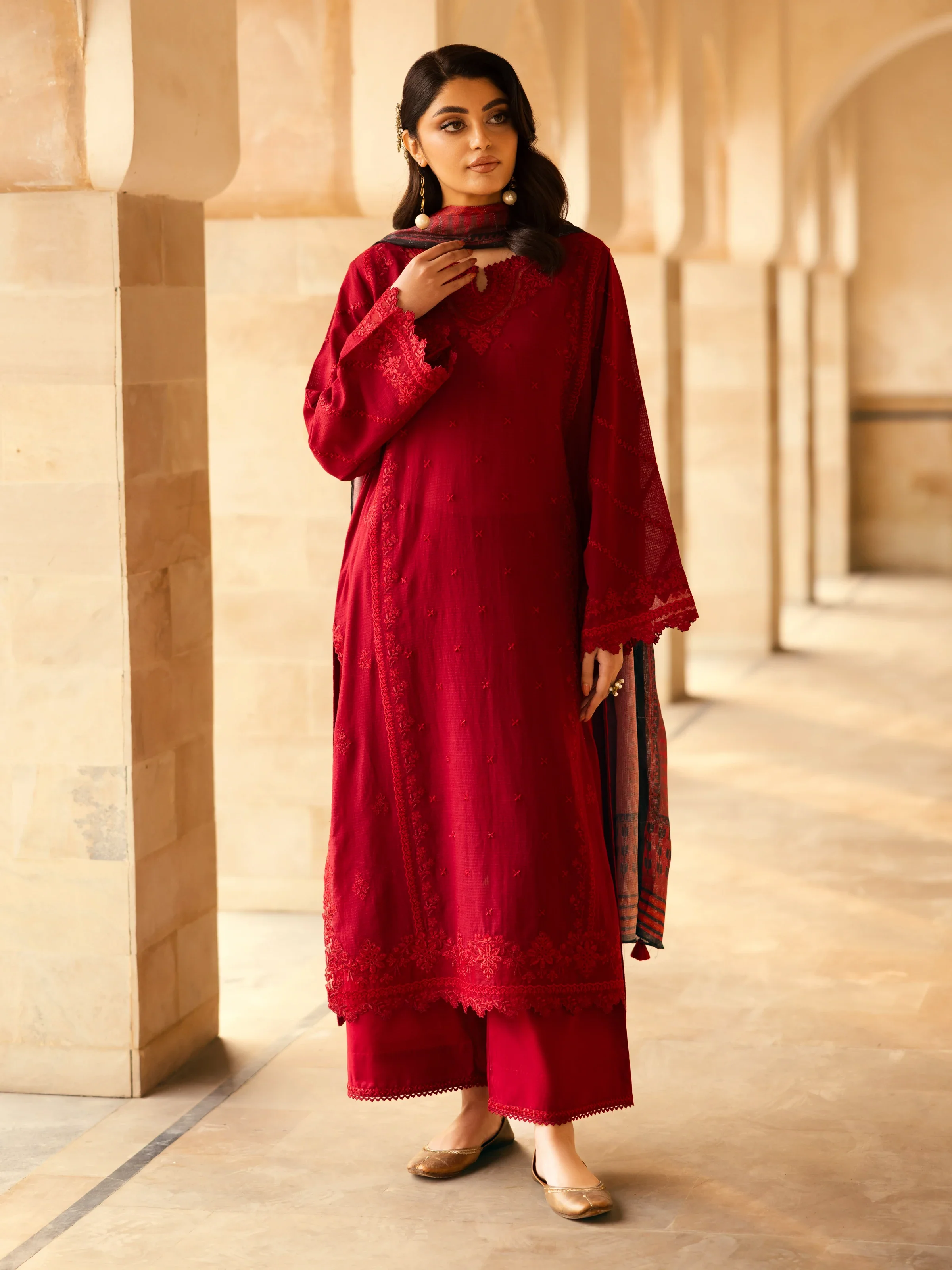 Unstitched Embroidered Lawn Suit - EWU5V1-31240-3P