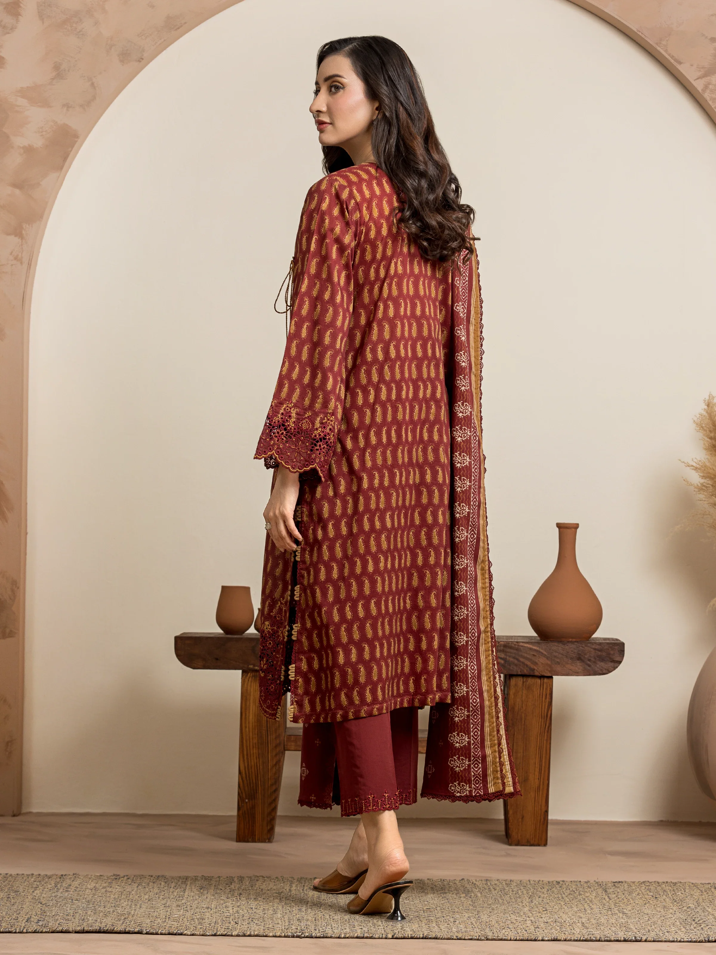 Unstitched Embroidered Lawn Suit - EWU24V1-30038-3P - Image 4