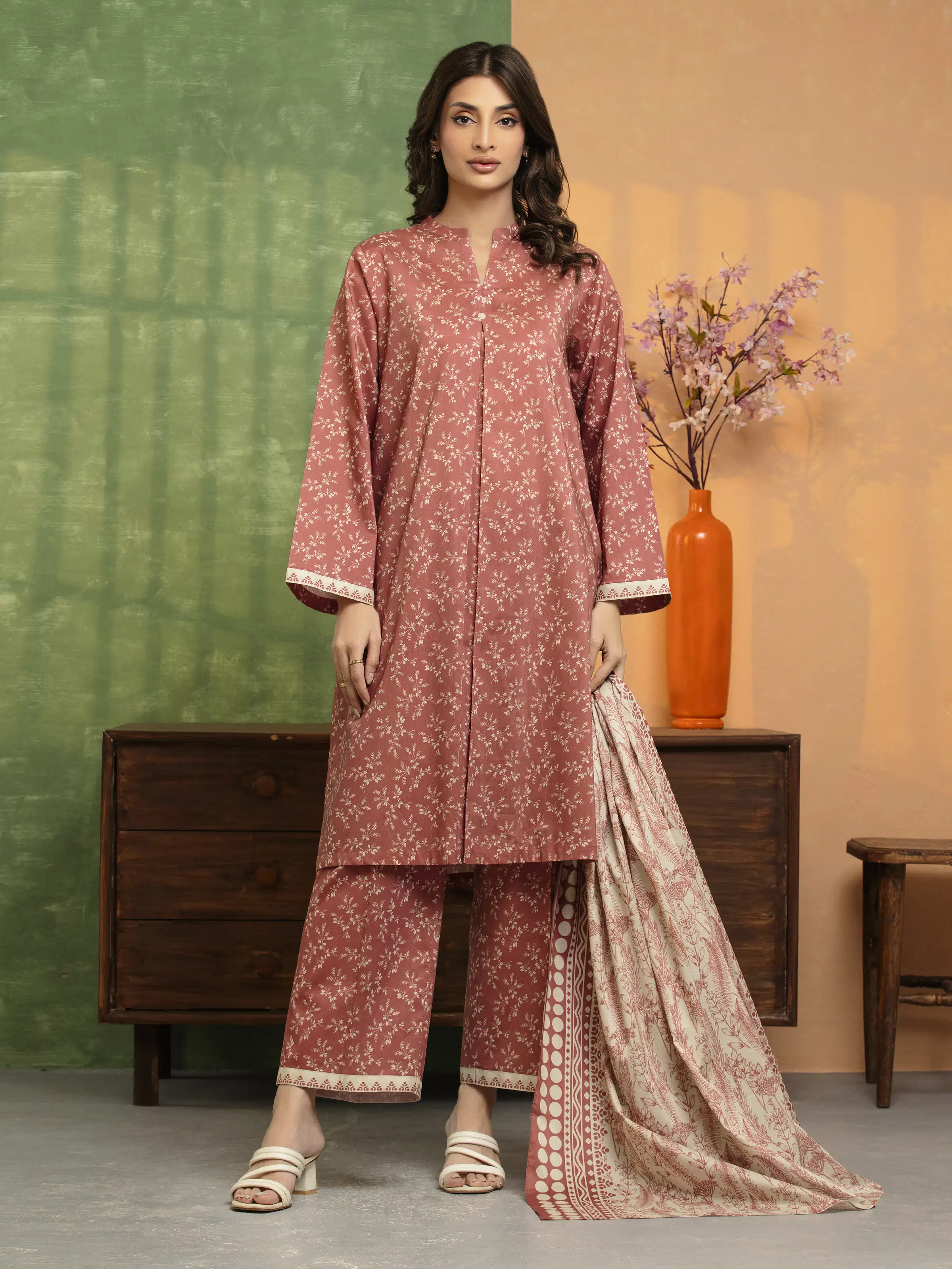 Unstitched Printed Lawn Suit - EWU5A1-35157-3P