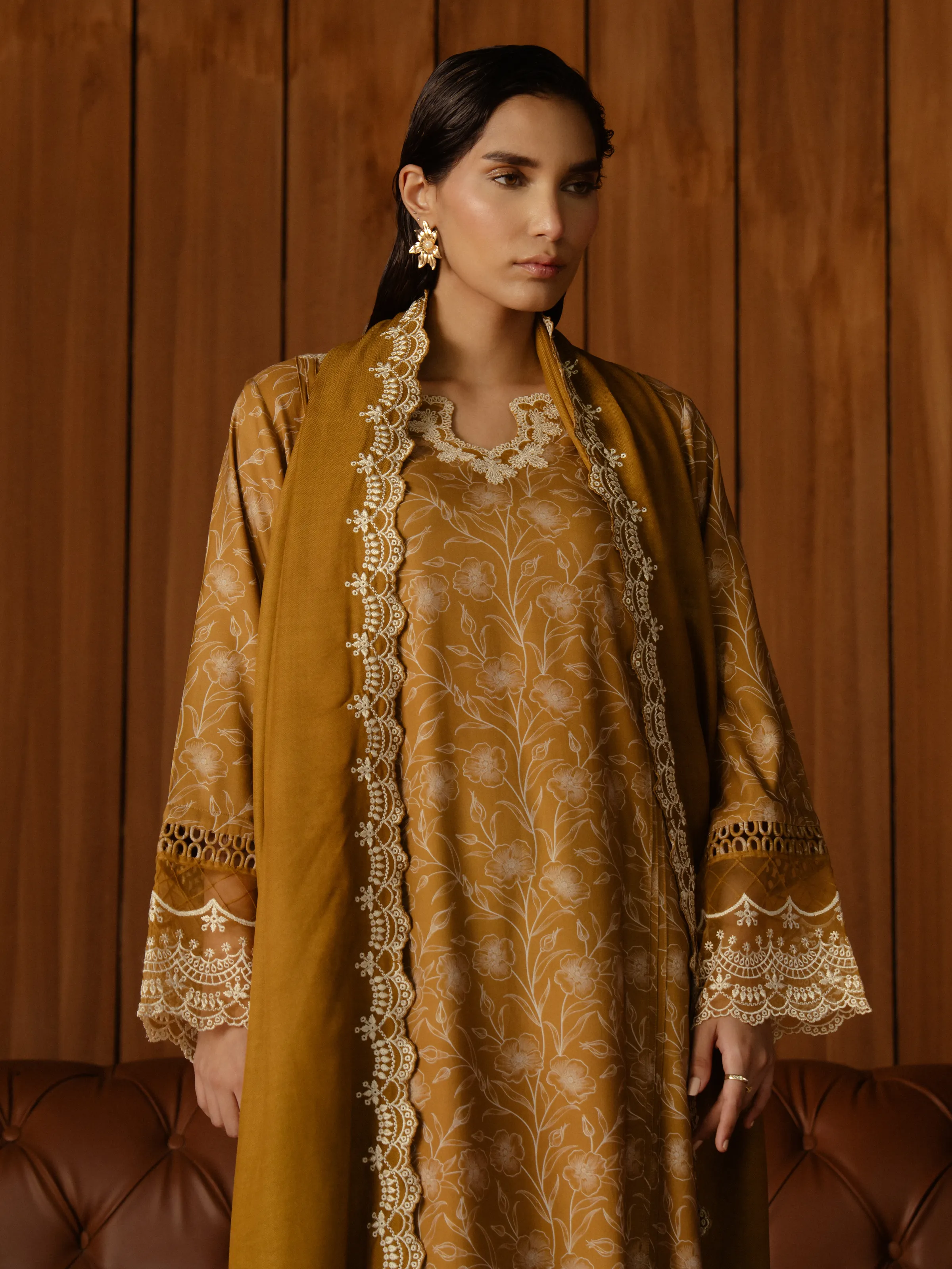 Unstitched Embroidered Marina Twill Suit - EWU24V14-30178-3P - Image 3
