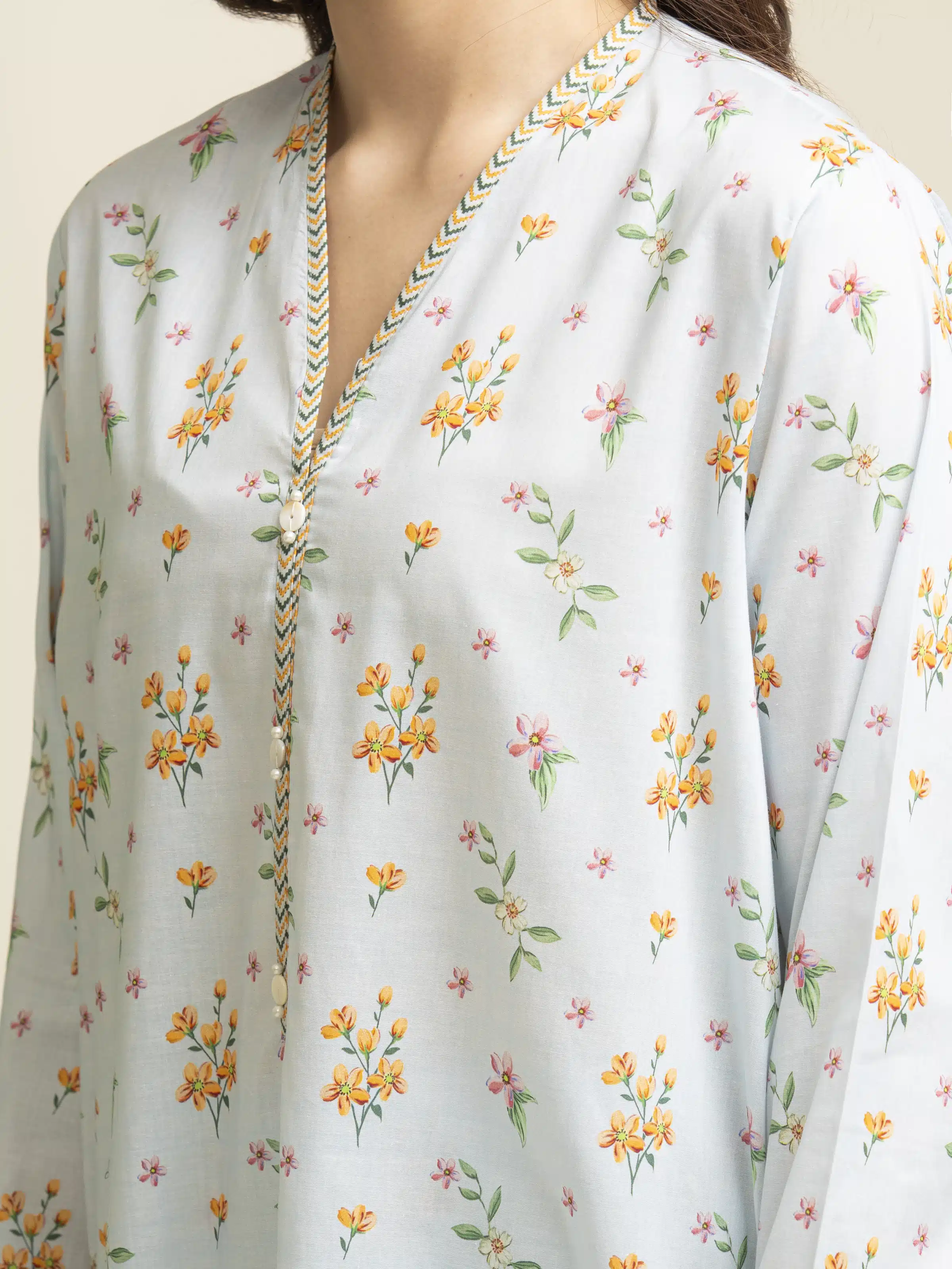 Unstitched Printed Lawn Suit - EWU5A1-35072-3P - Image 3