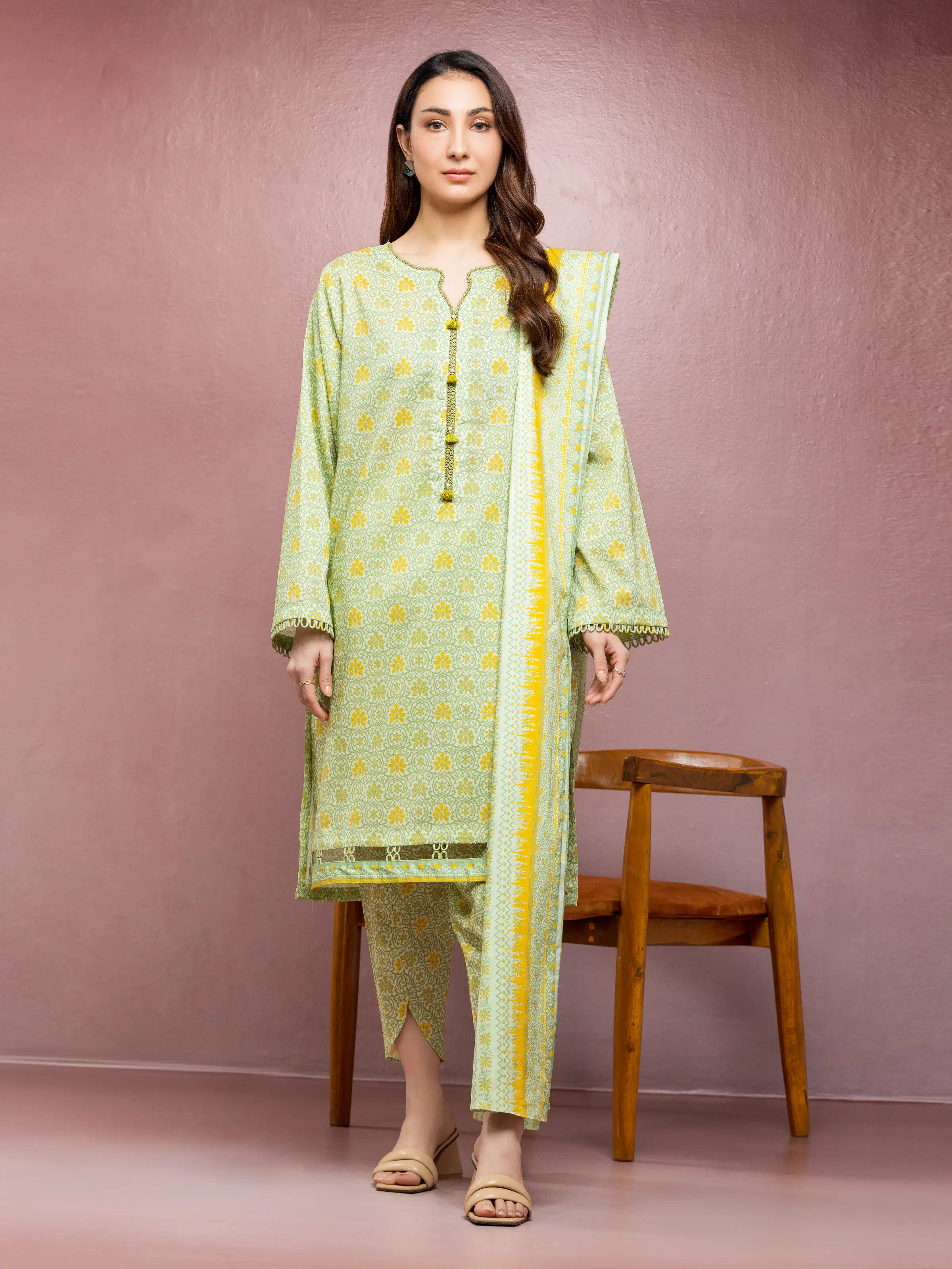 Unstitched Printed Lawn Suit - EWU5A1-35114-3P