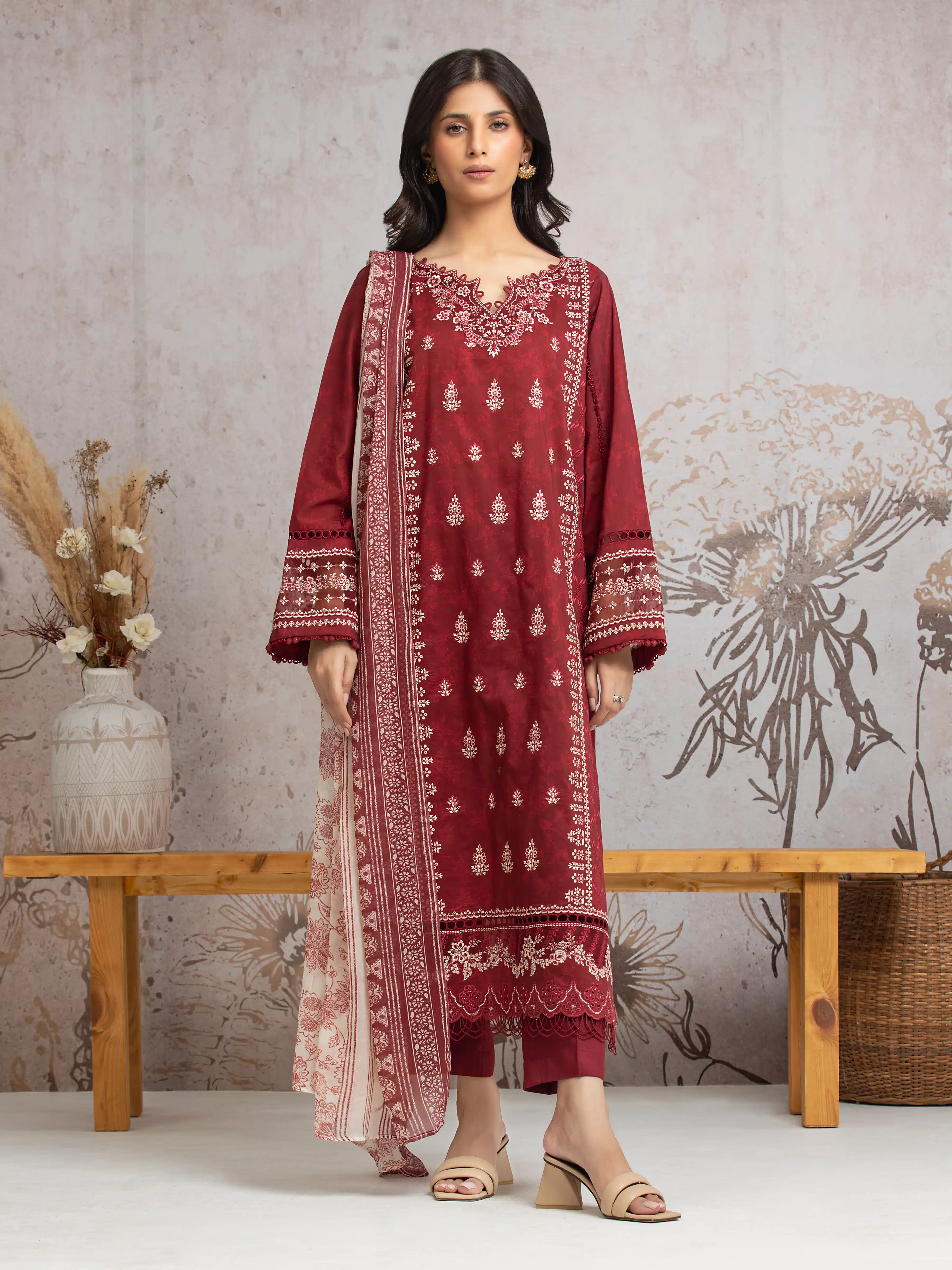 Unstitched Embroidered Cambric Suit - EWU24V2-30040-3P