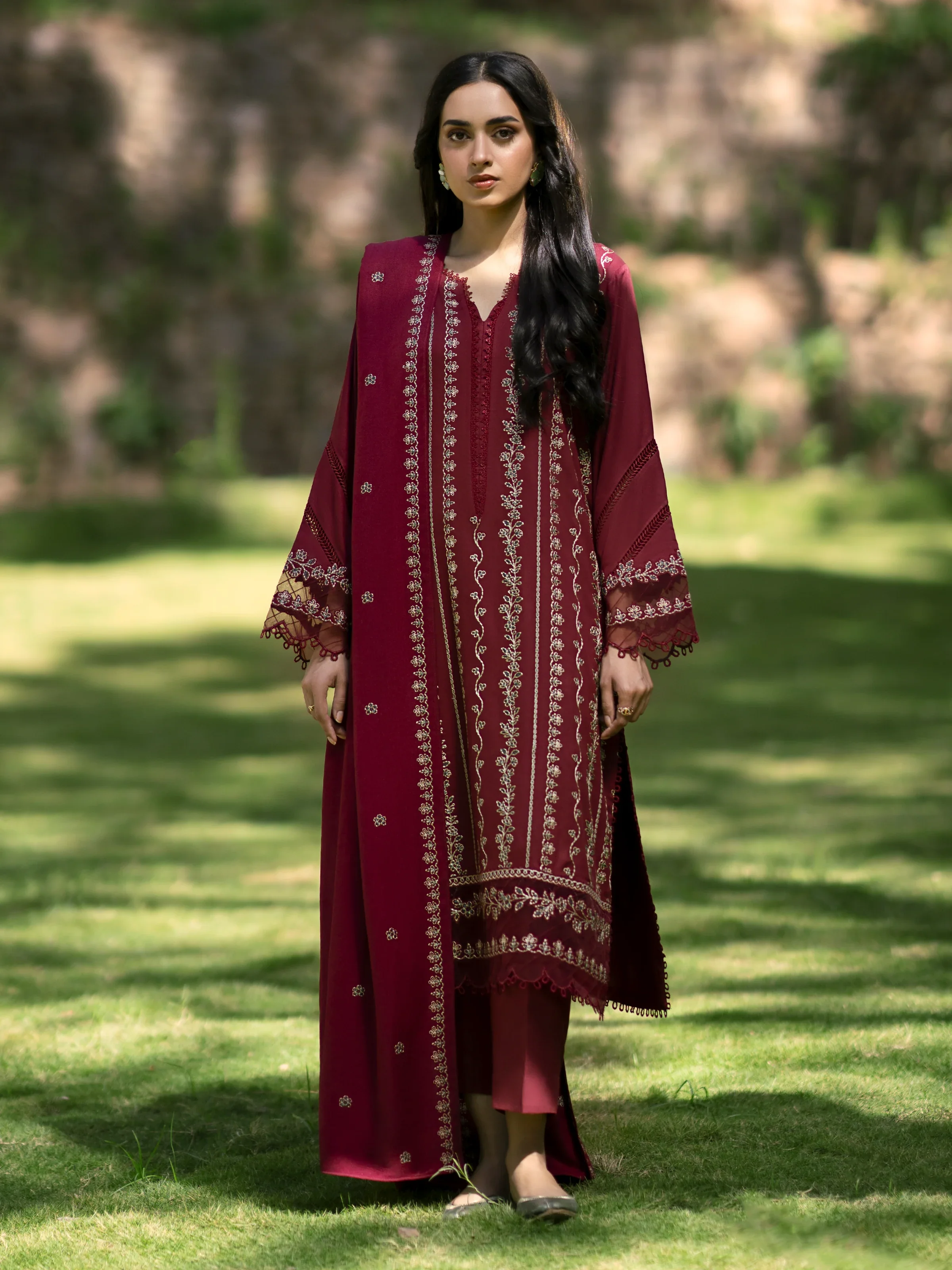 Unstitched Embroidered Marina Twill Suit - EWU24V14-30204-3P