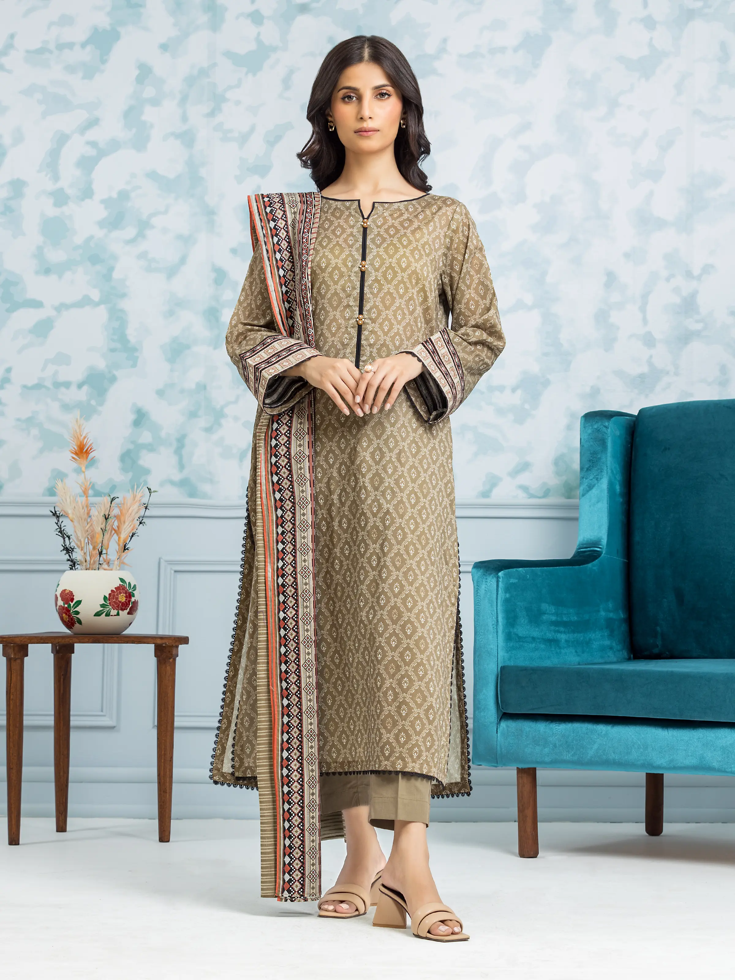 Unstitched Printed Khaddar Suit - EWU24A3-28351-3P