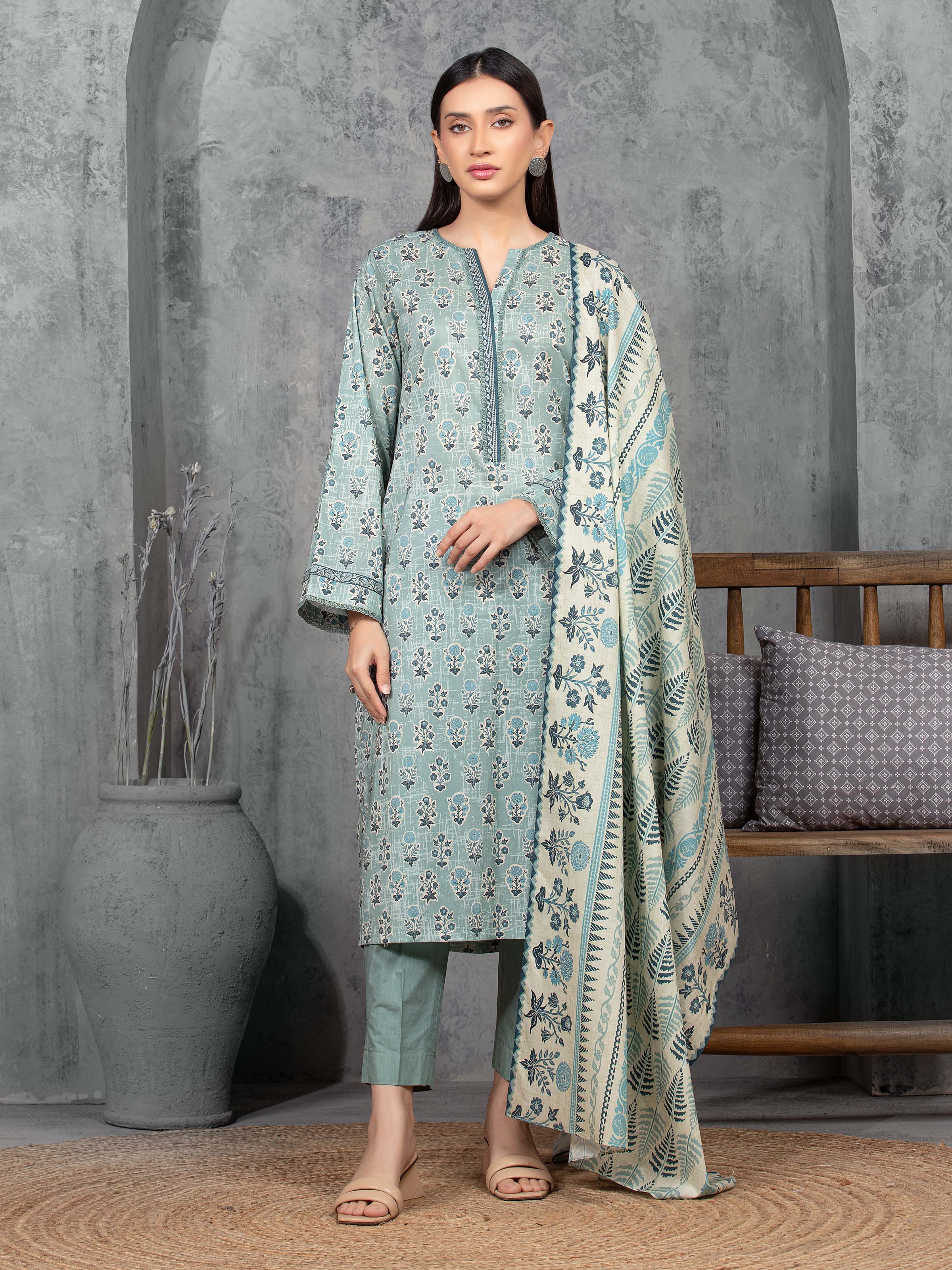 Unstitched Printed Cambric Suit - EWU5A2-35805-3P