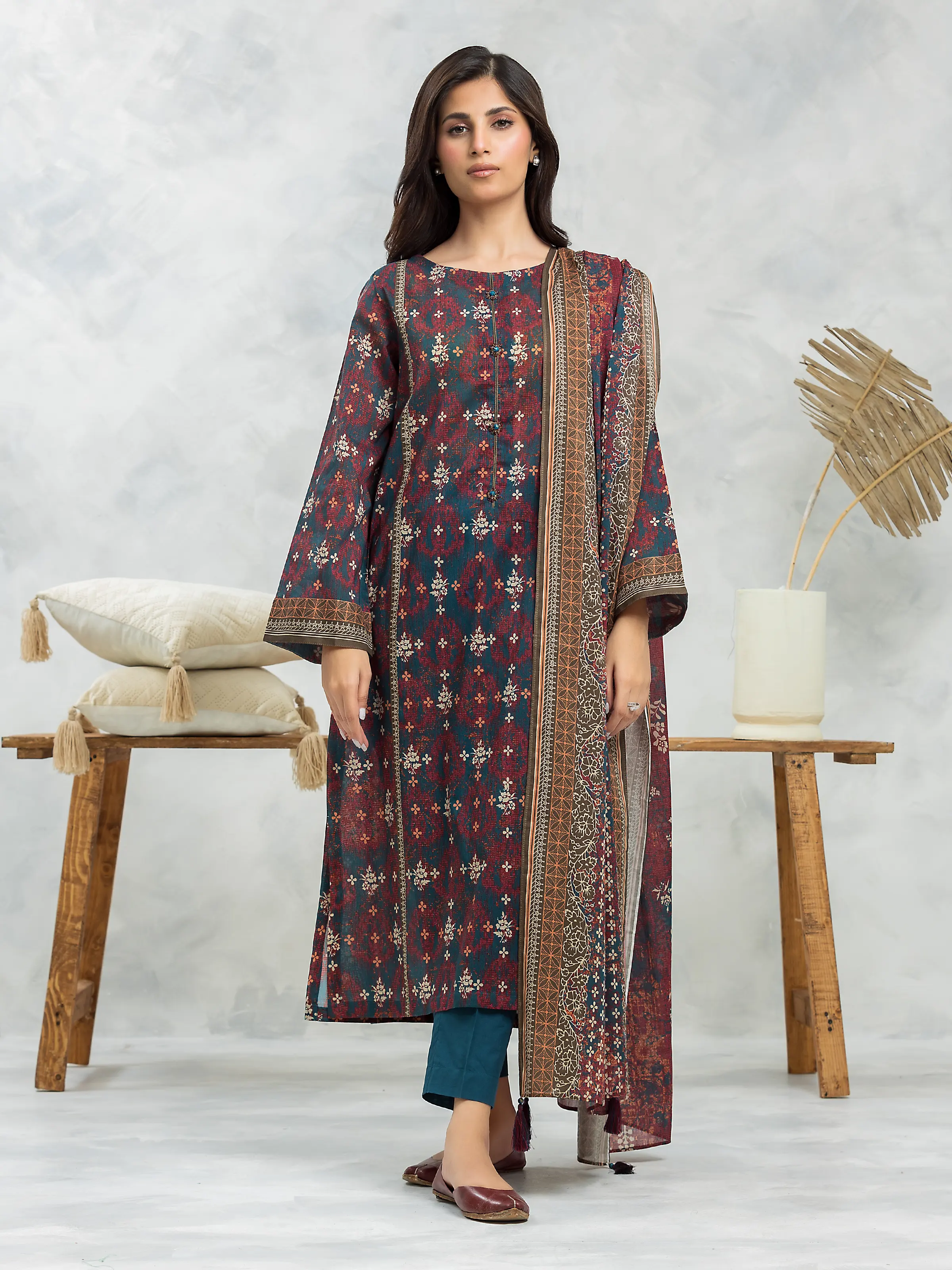 Unstitched Printed Khaddar Suit - EWU24A3-28210-3P