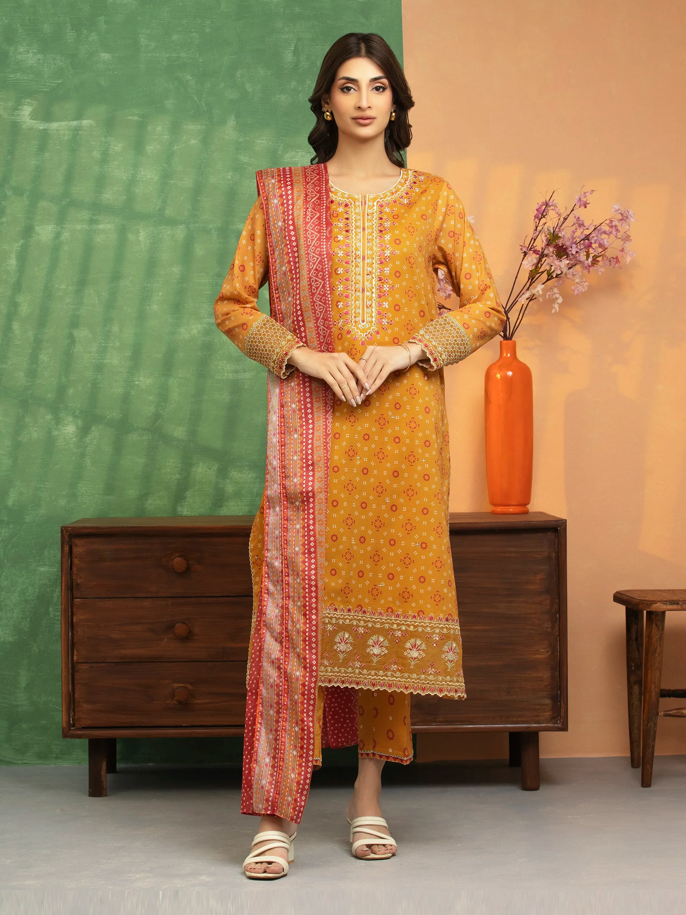 Unstitched Embroidered Lawn Suit - EWU5V1-31420-3P