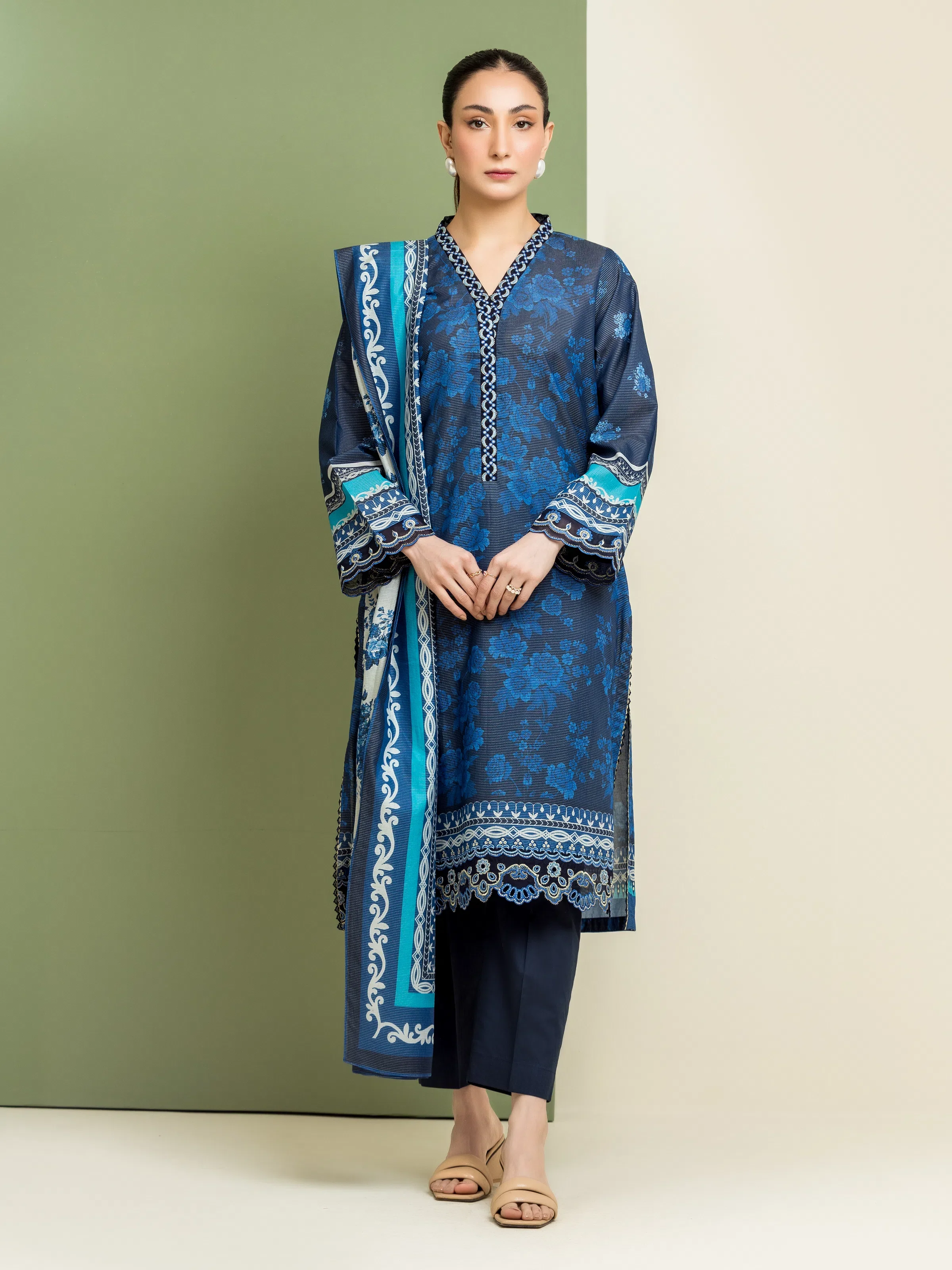 Unstitched Embroidered Lawn Suit - EWU5V1-31197-3P