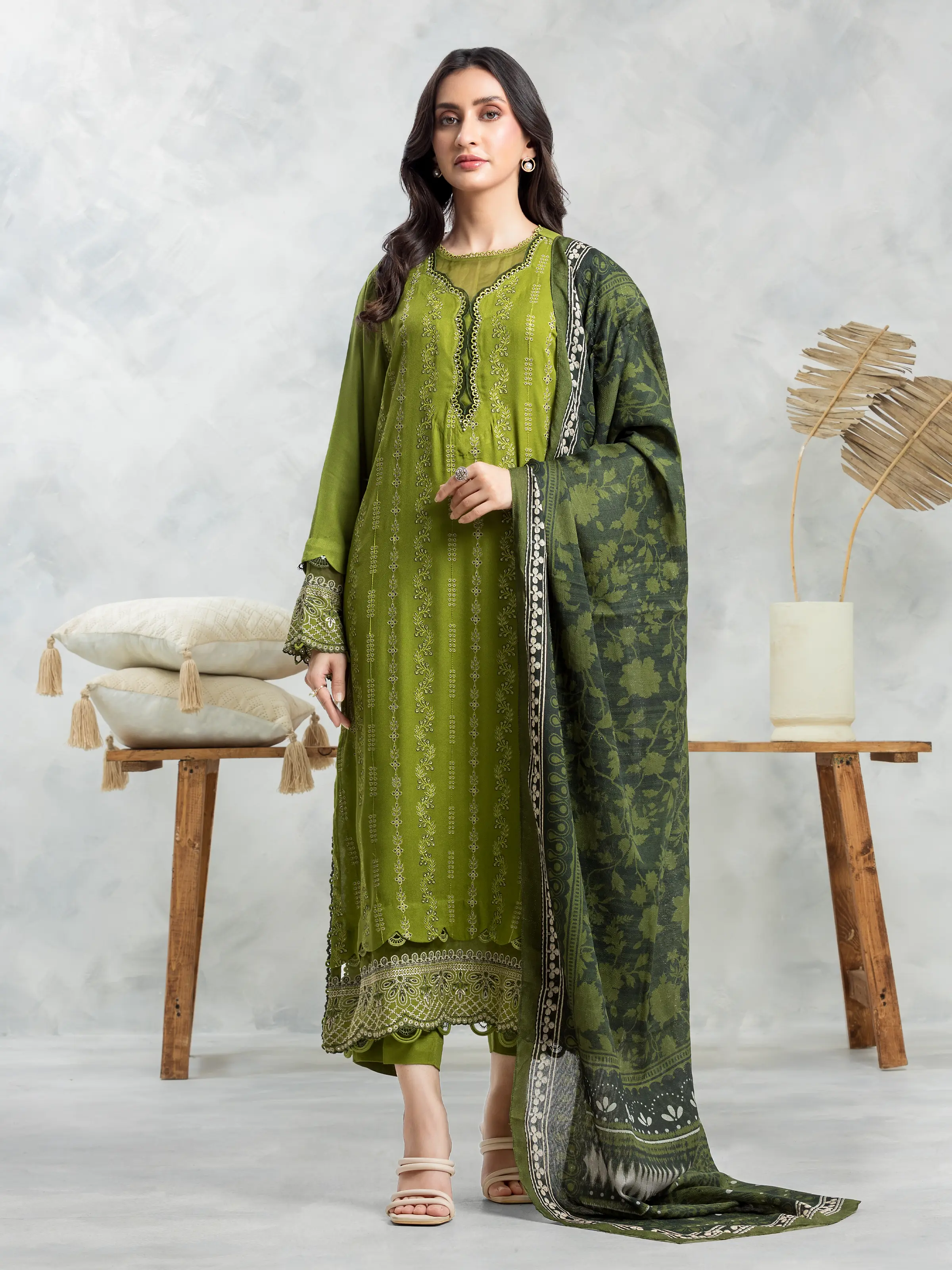 Unstitched Embroidered Viscose Suit - EWU24V13-30233-3P