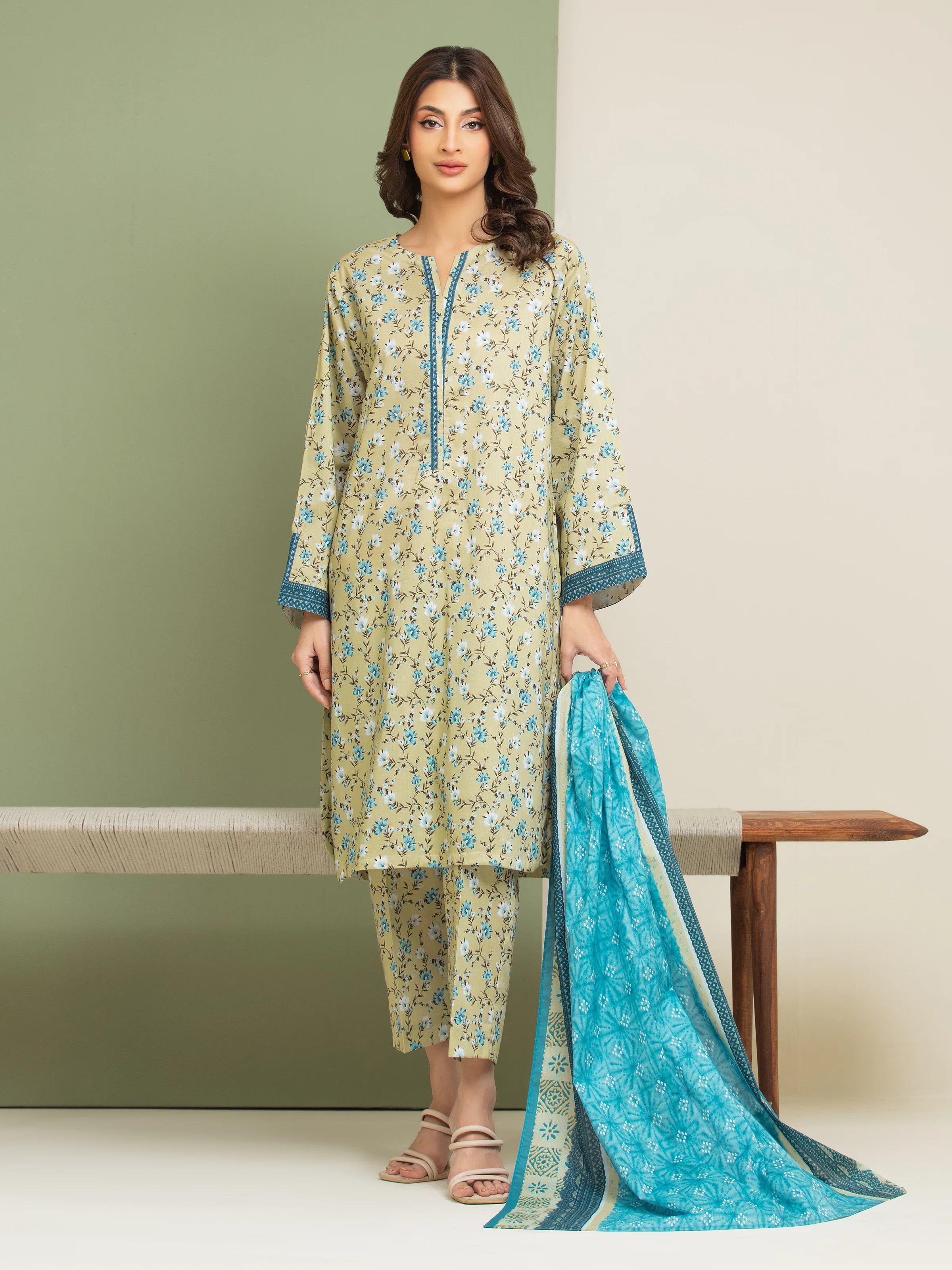Unstitched Printed Lawn Suit - EWU5A1-35073-3P
